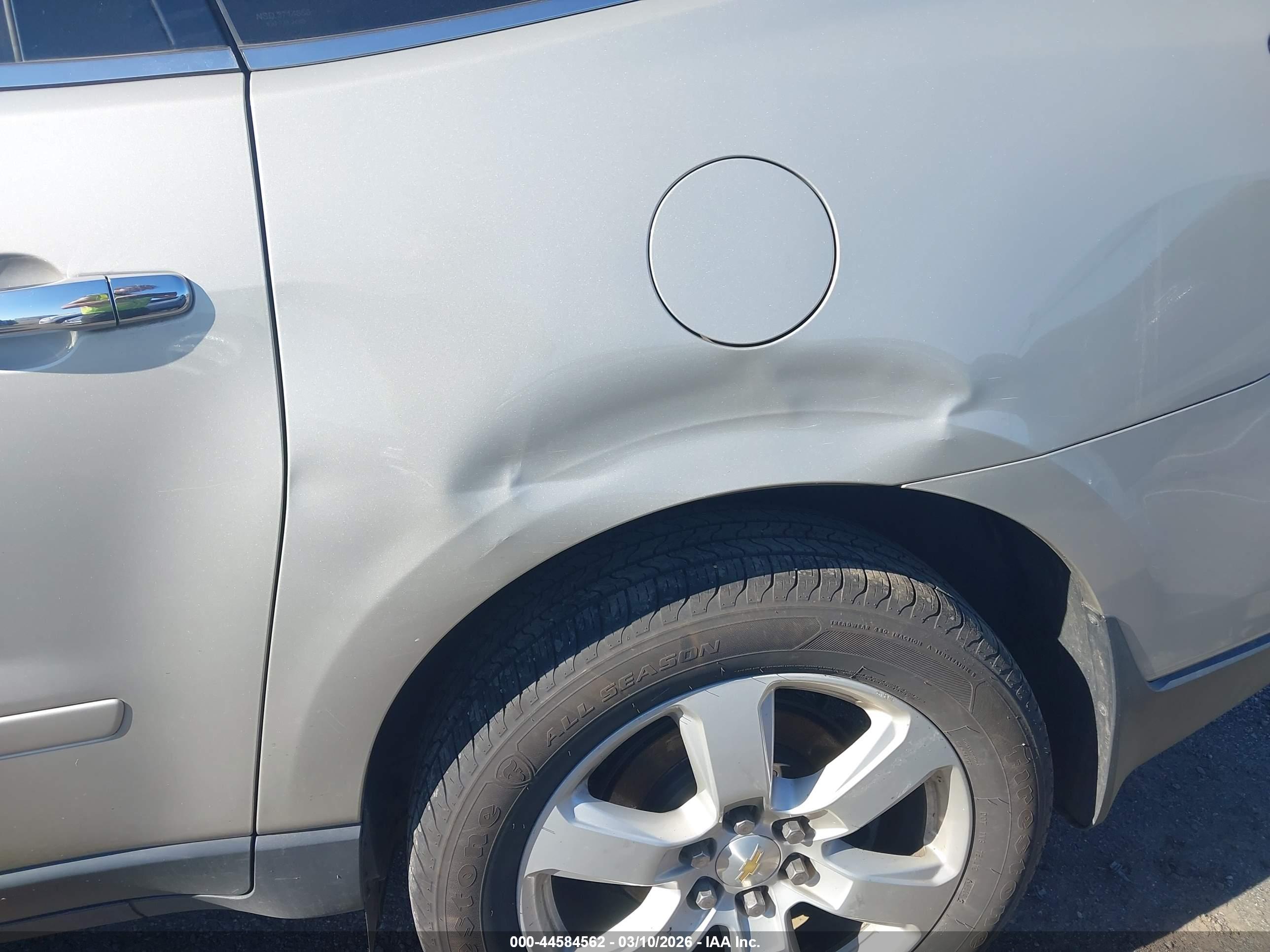 CHEVROLET TRAVERSE image 6