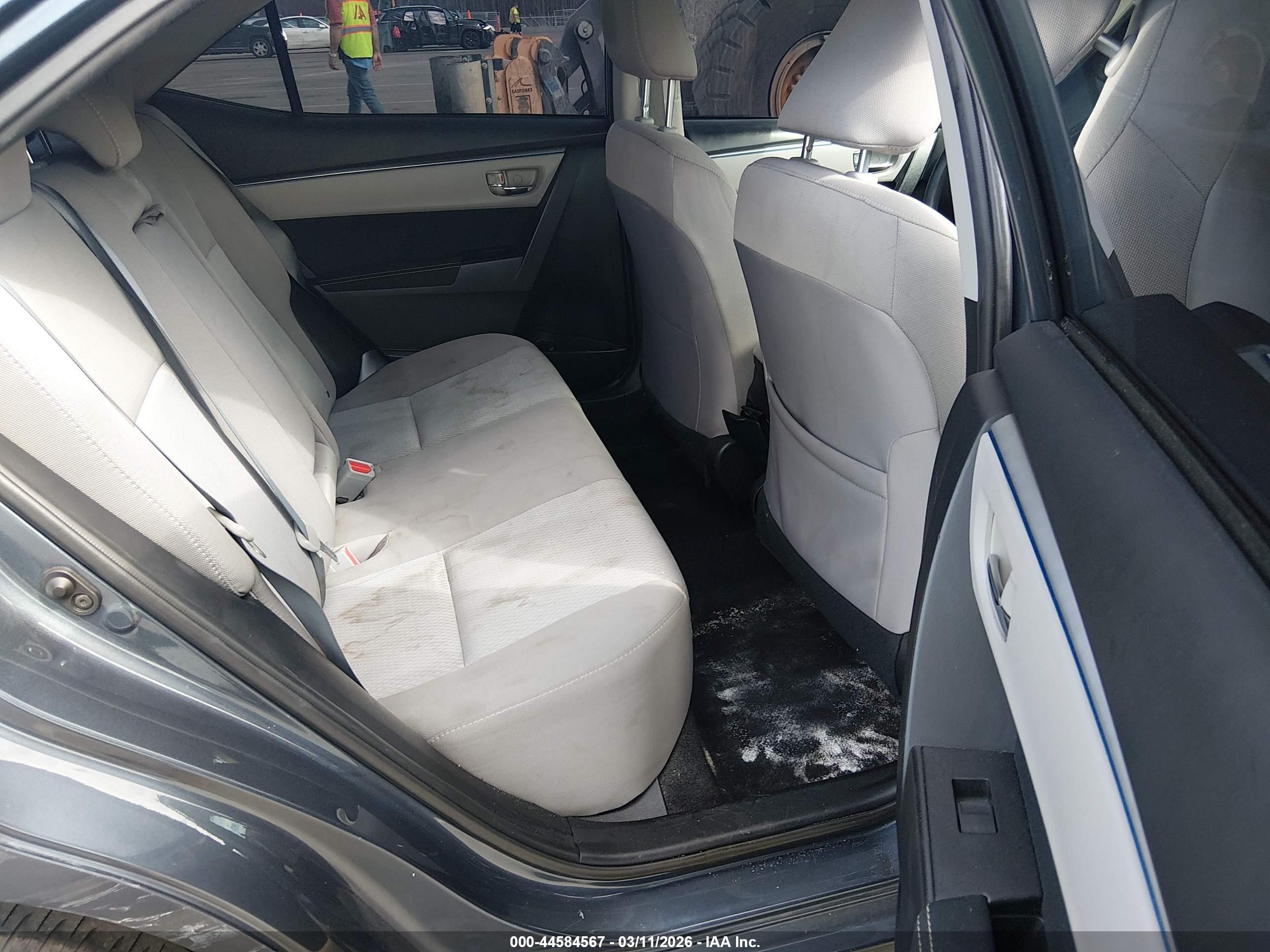 TOYOTA COROLLA image 8