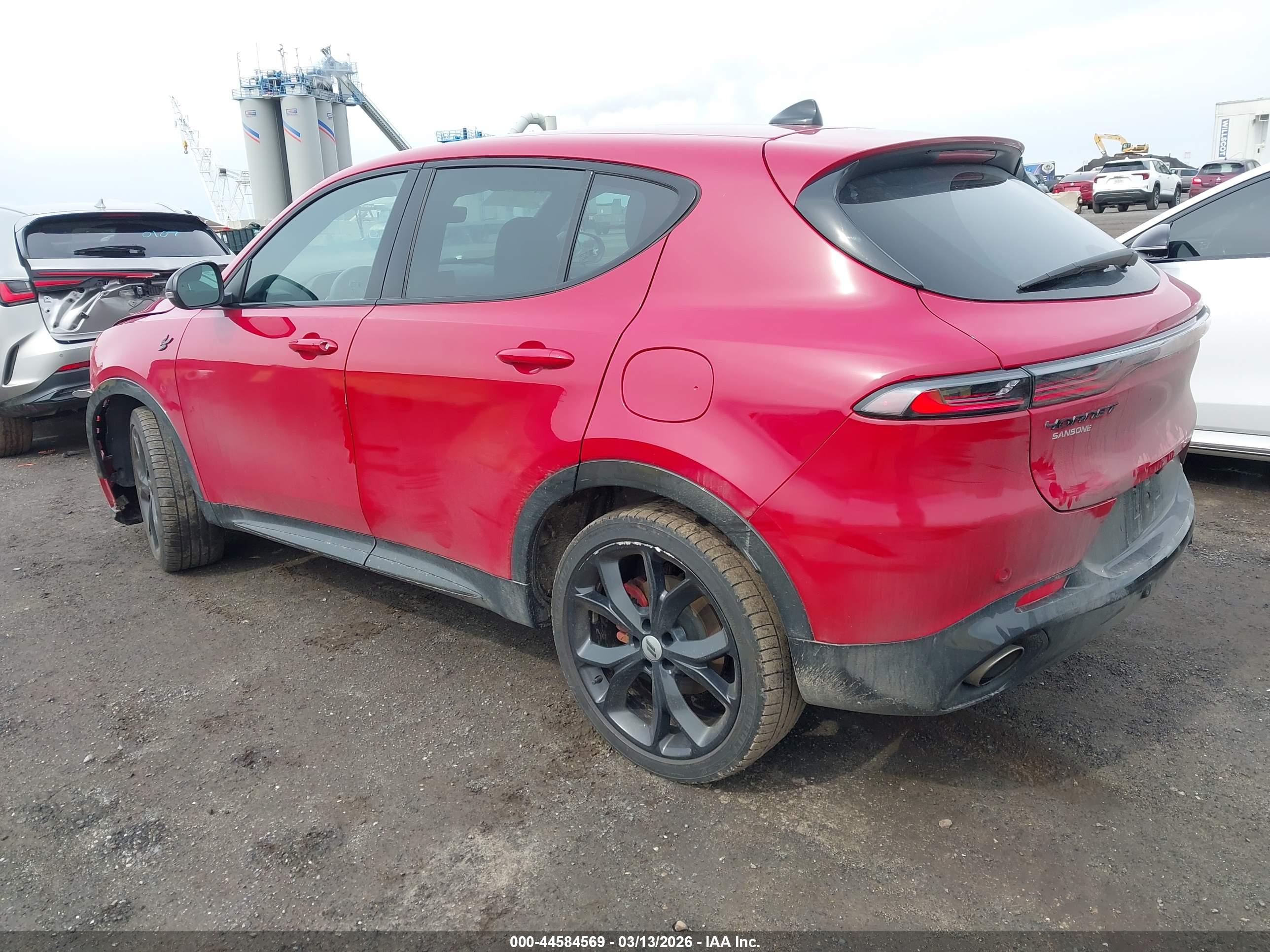 DODGE HORNET image 3