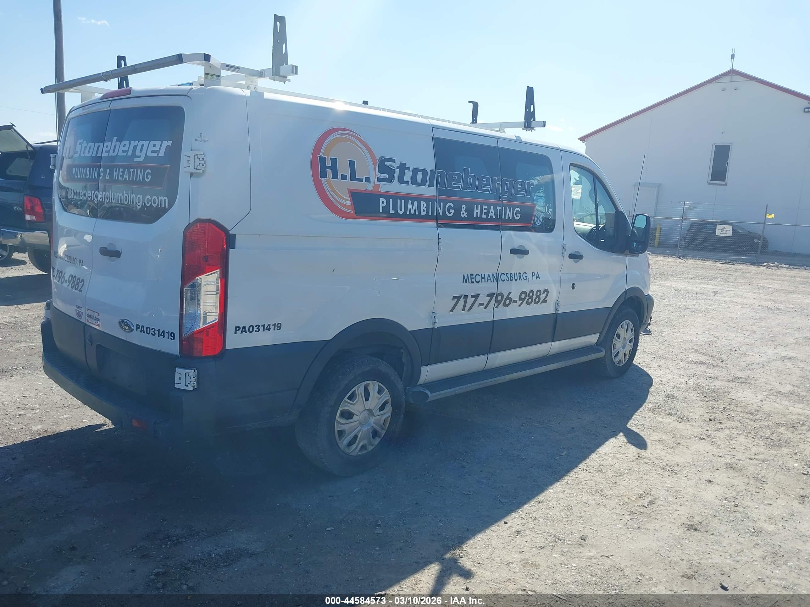 FORD TRANSIT-250 image 4