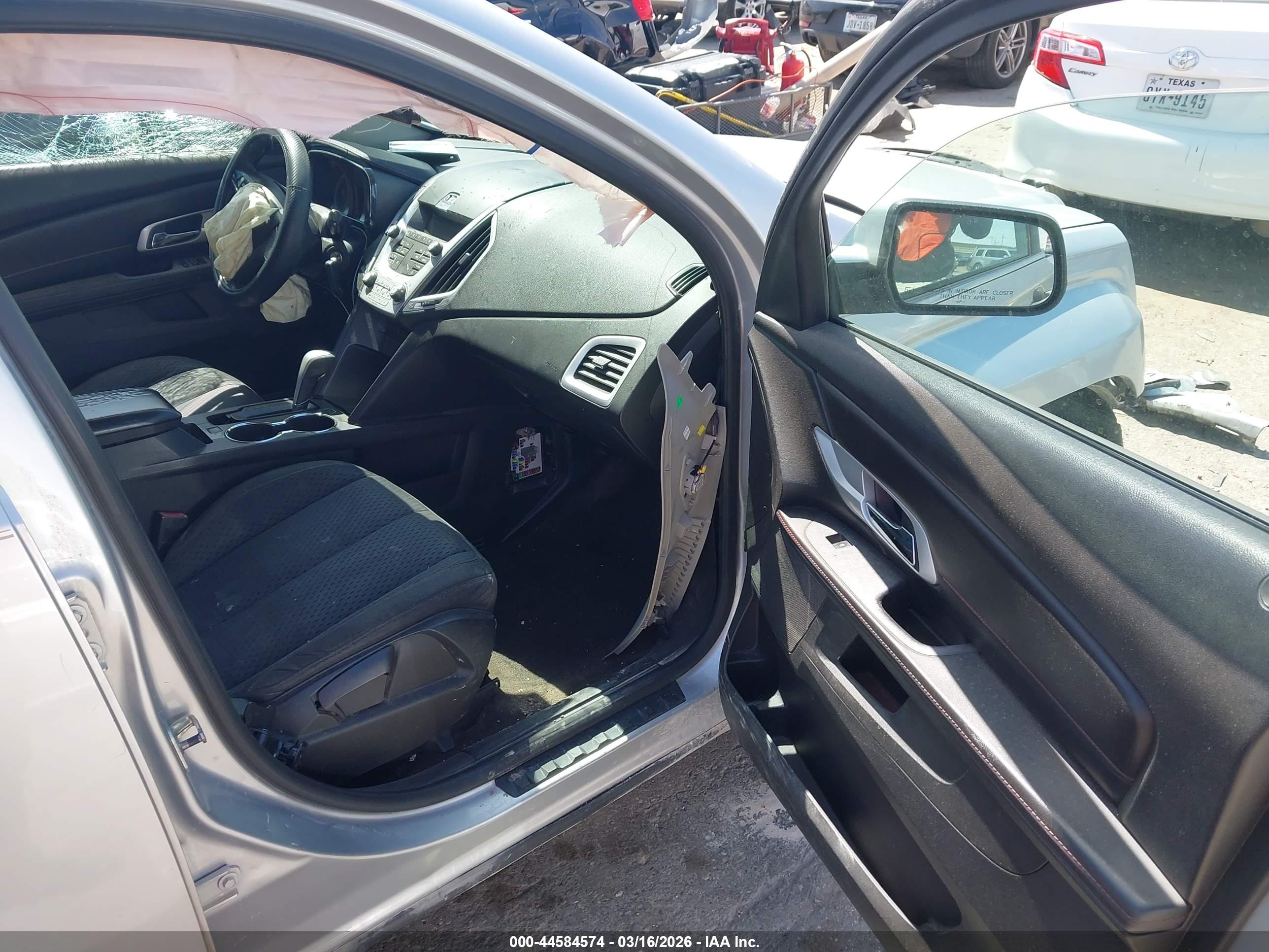 GMC TERRAIN image 5