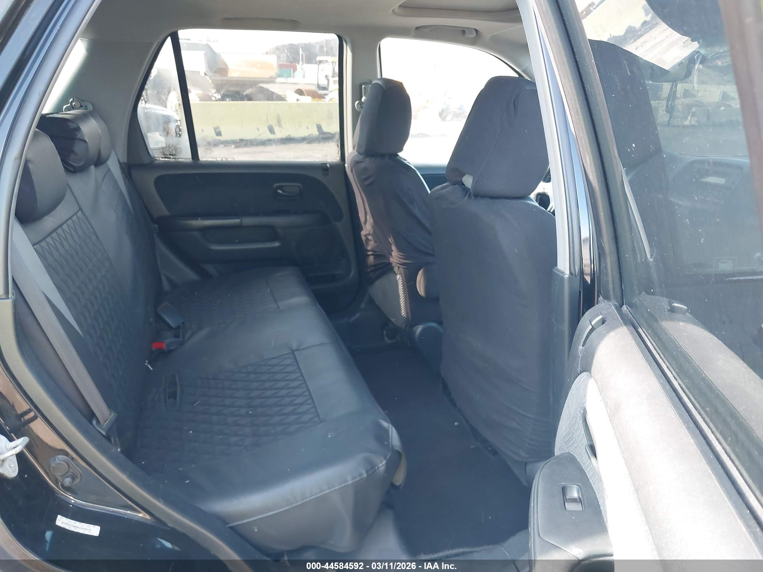 HONDA CR-V image 8
