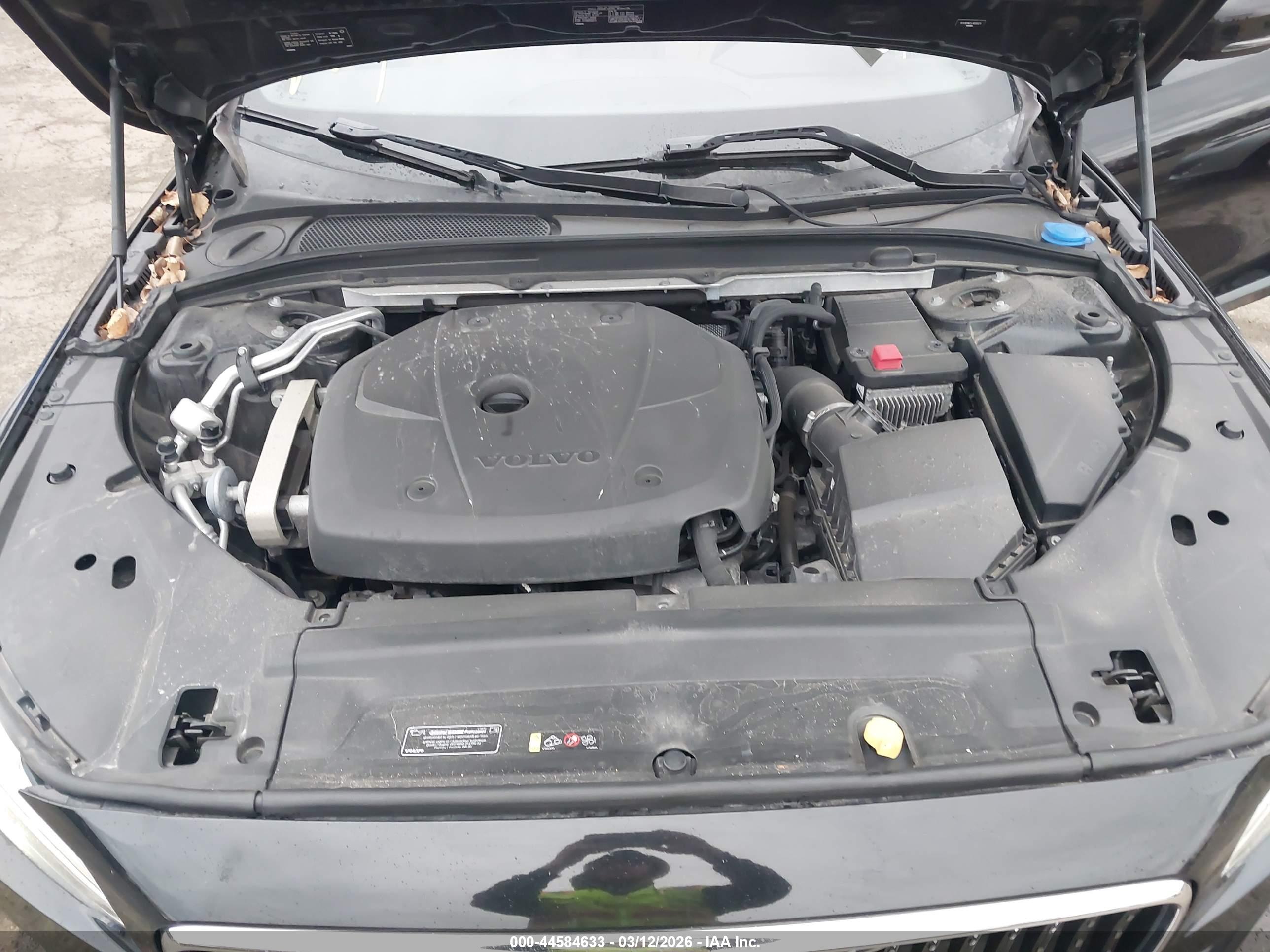 VOLVO V90 image 10