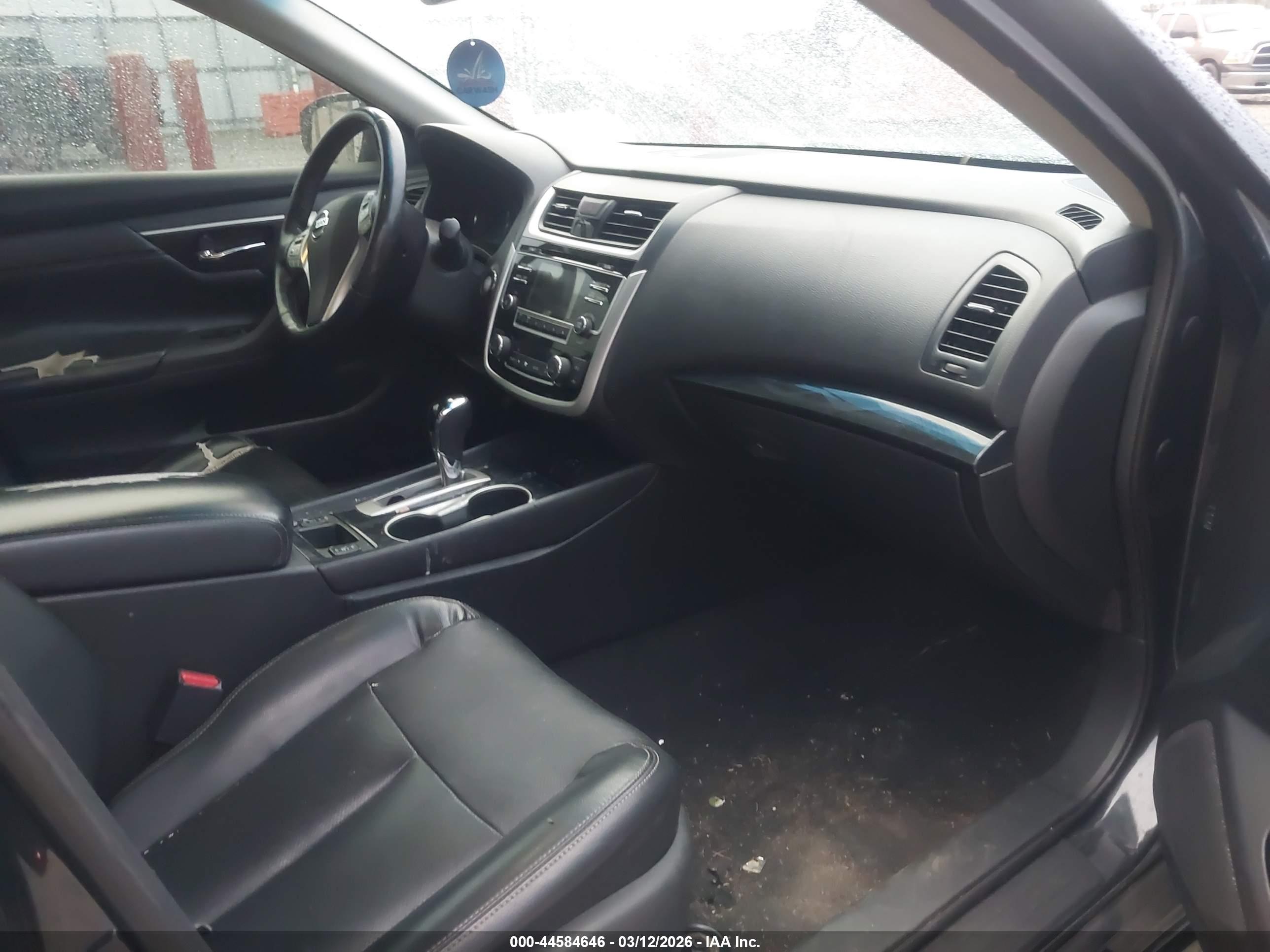 NISSAN ALTIMA image 5