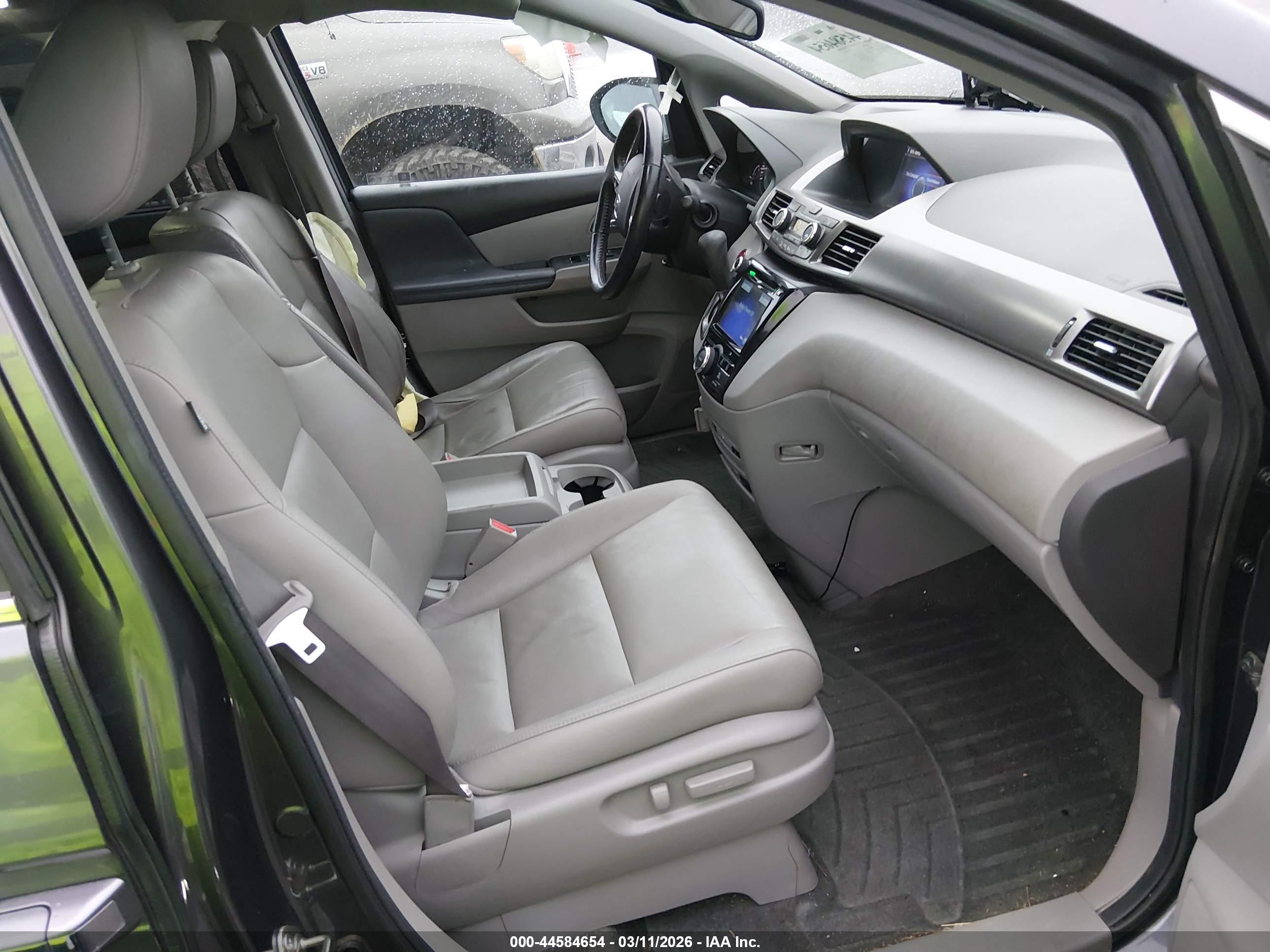 HONDA ODYSSEY image 5