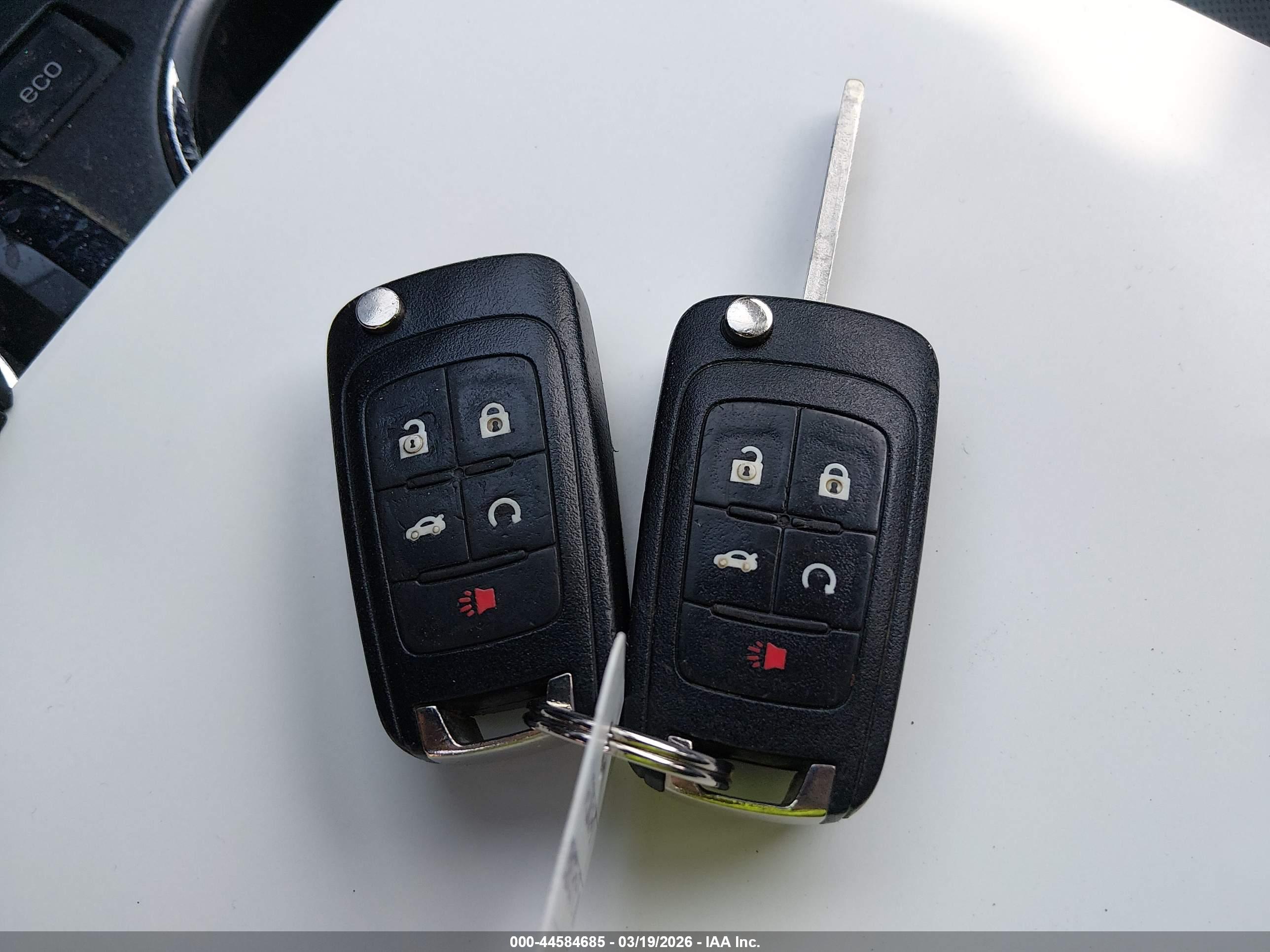 GMC TERRAIN image 11