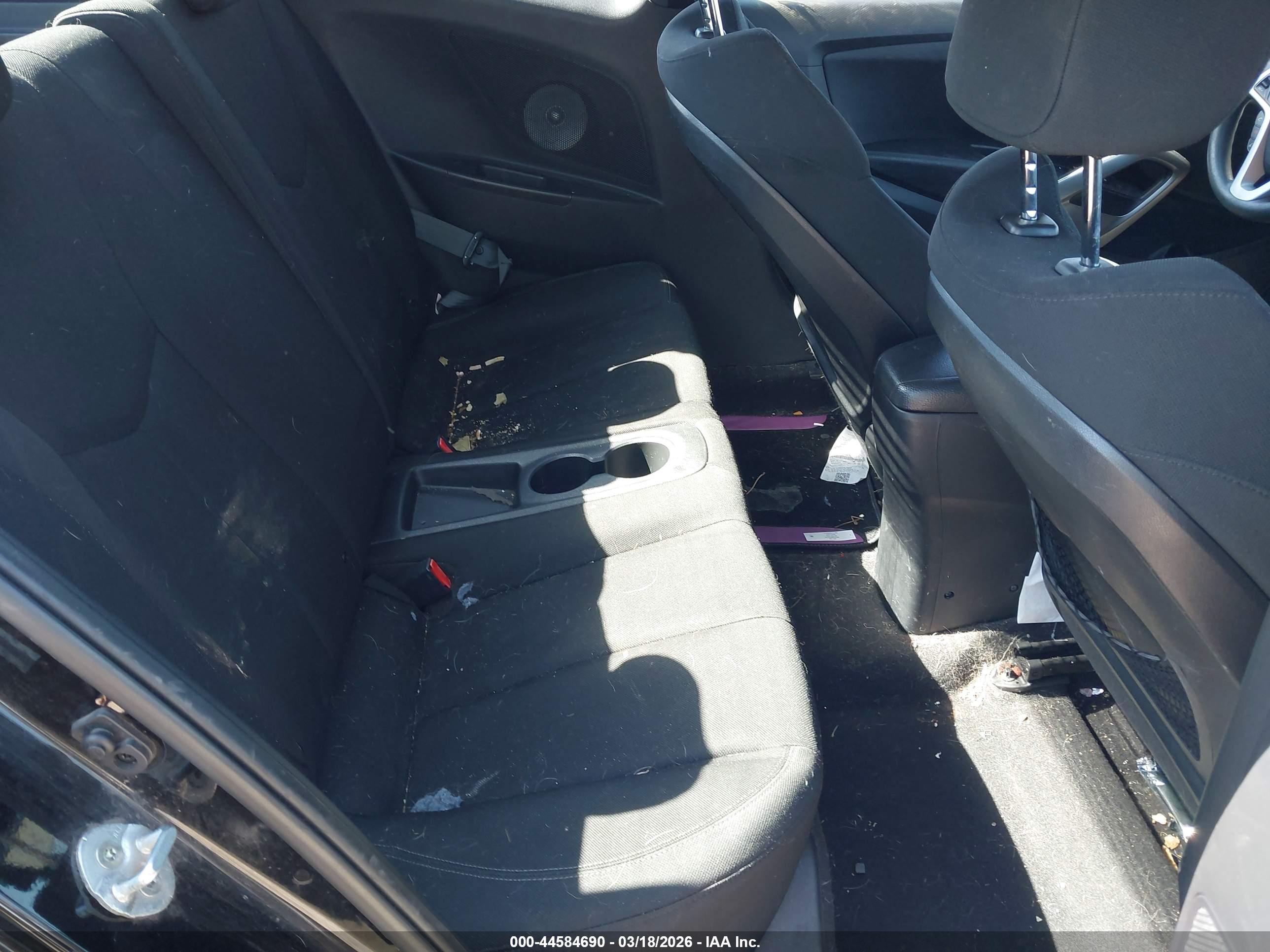 HYUNDAI VELOSTER image 8