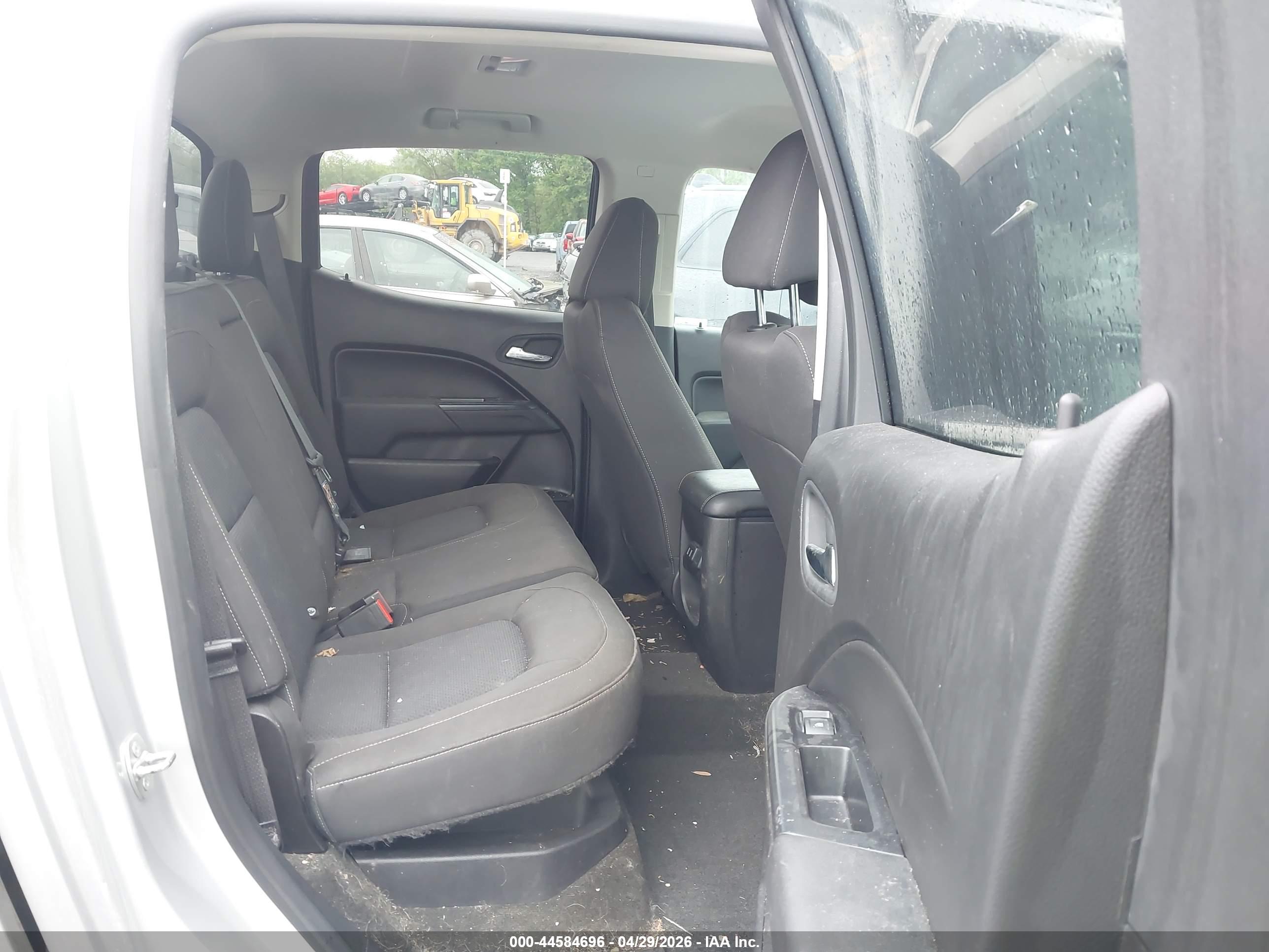 CHEVROLET COLORADO image 8
