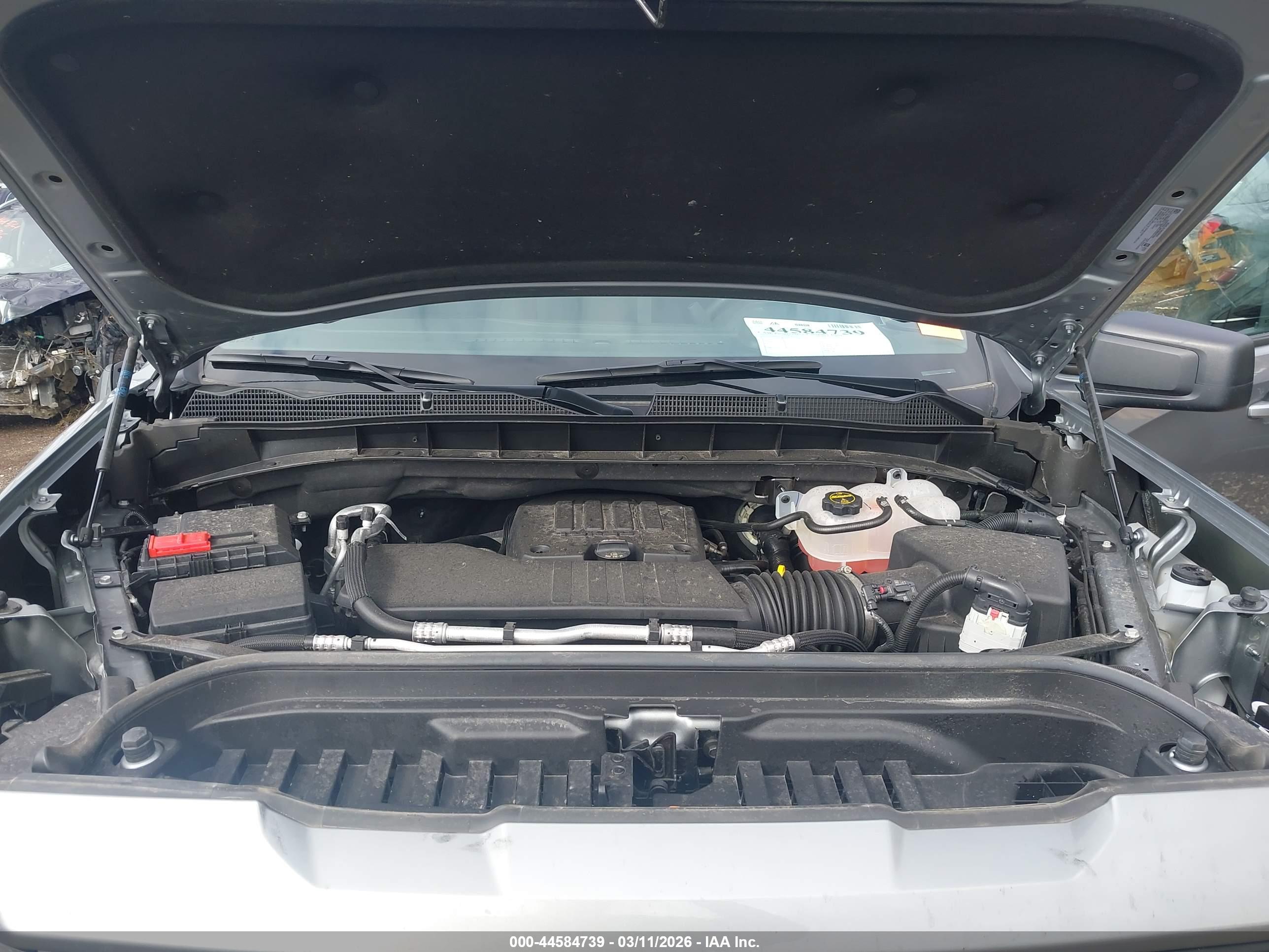 GMC SIERRA image 10