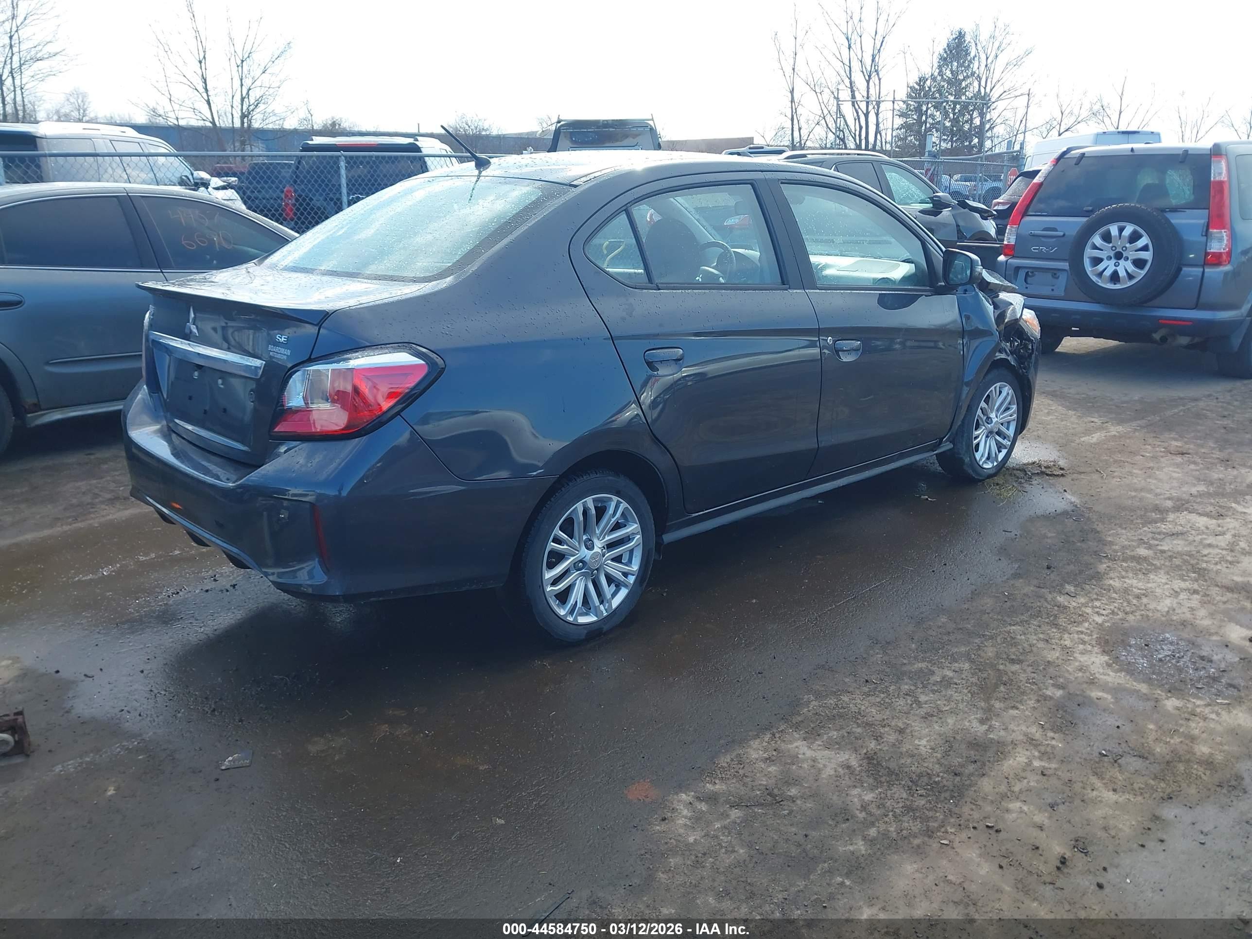 MITSUBISHI MIRAGE image 4