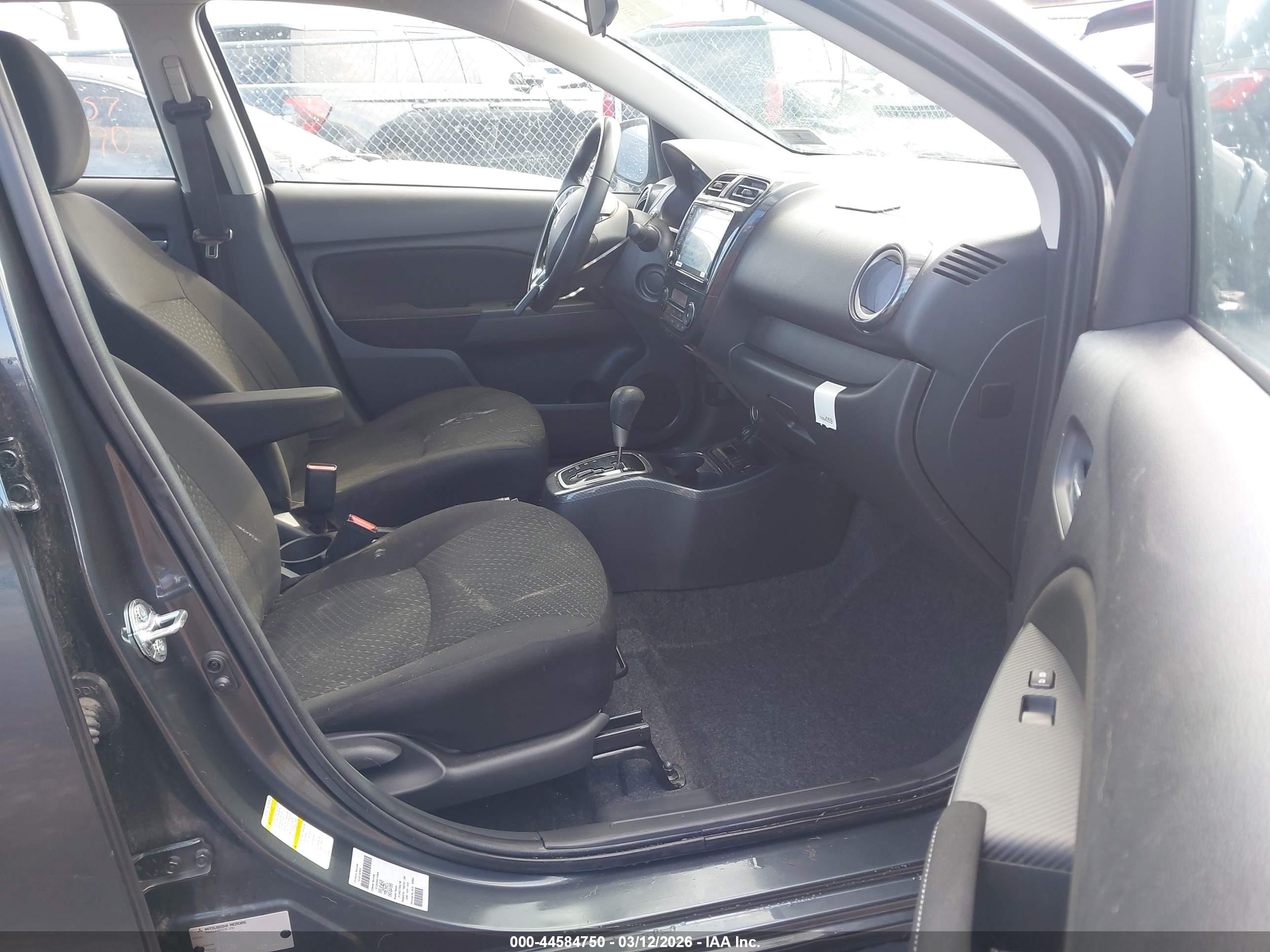 MITSUBISHI MIRAGE image 5