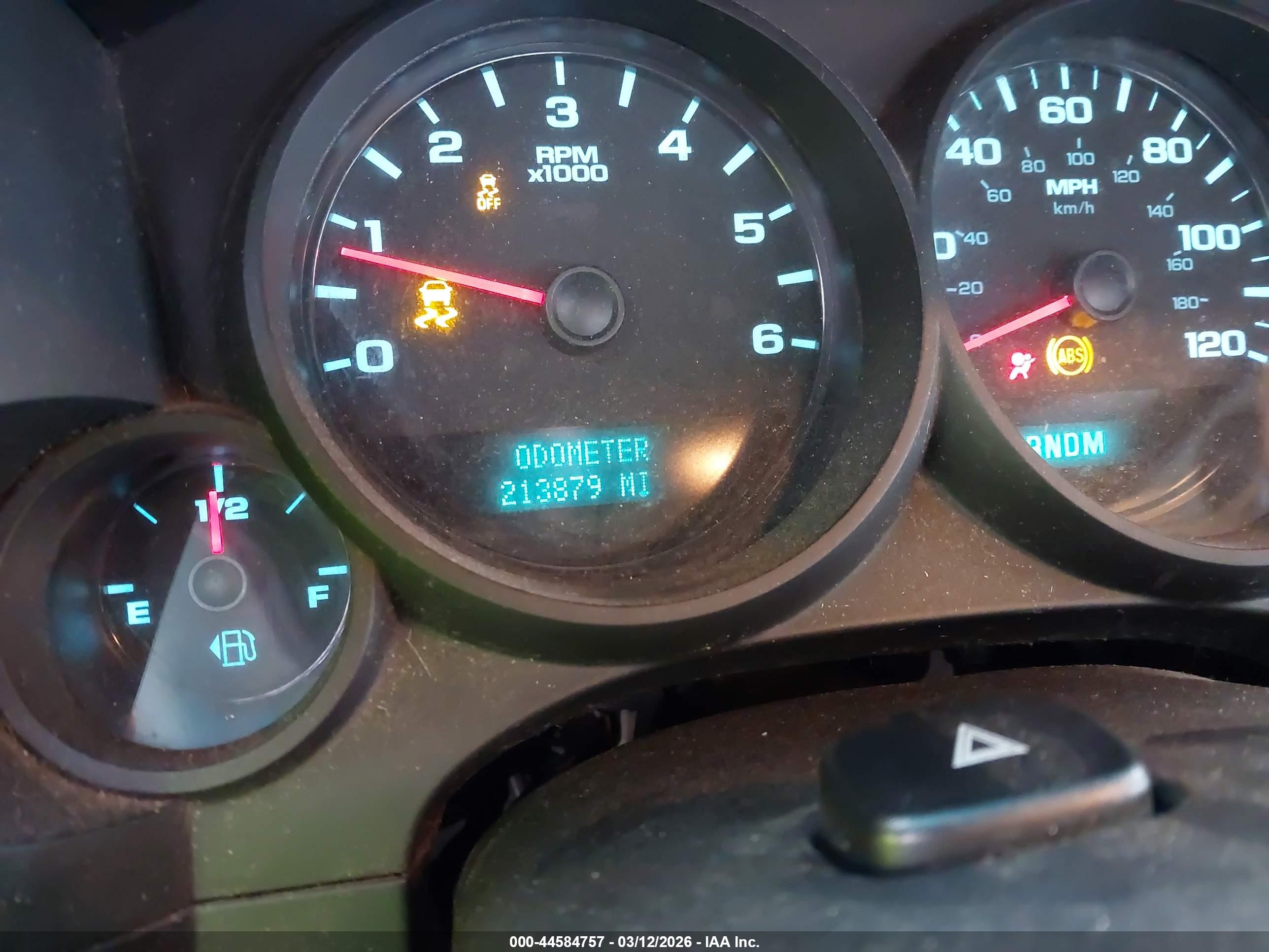 CHEVROLET SILVERADO image 7