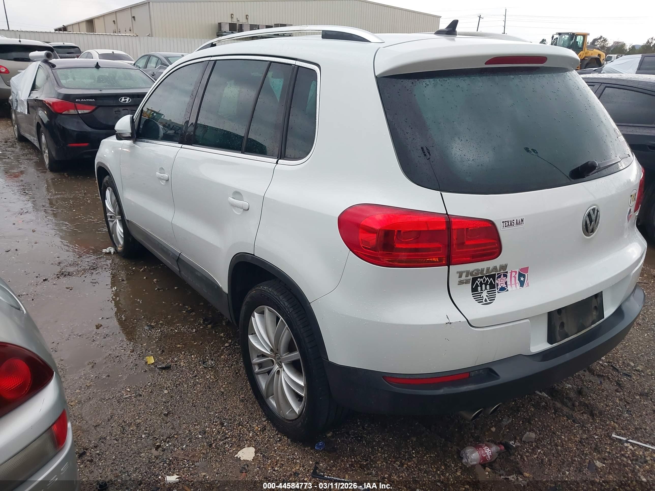VOLKSWAGEN TIGUAN image 3