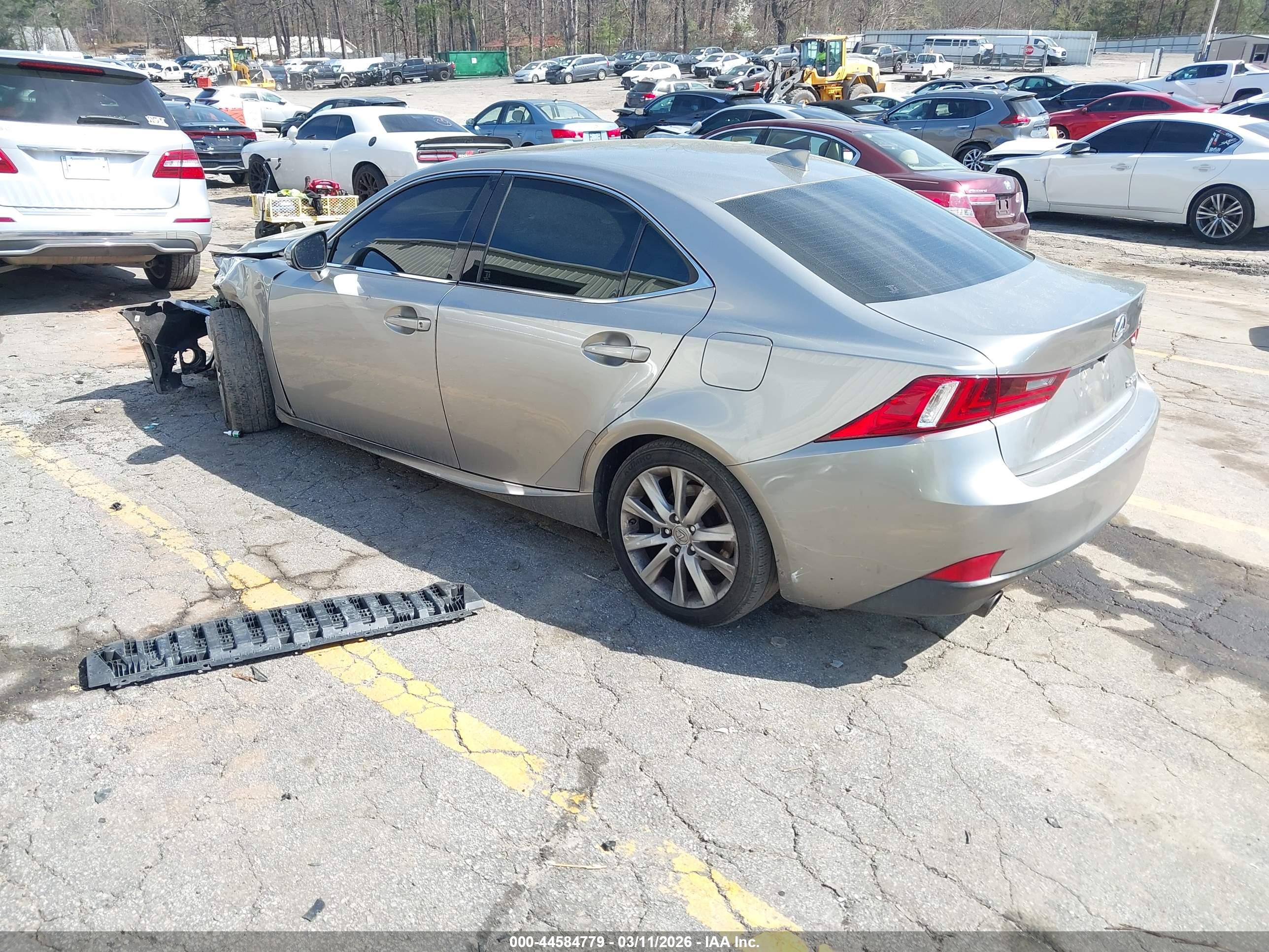 LEXUS IS image 3