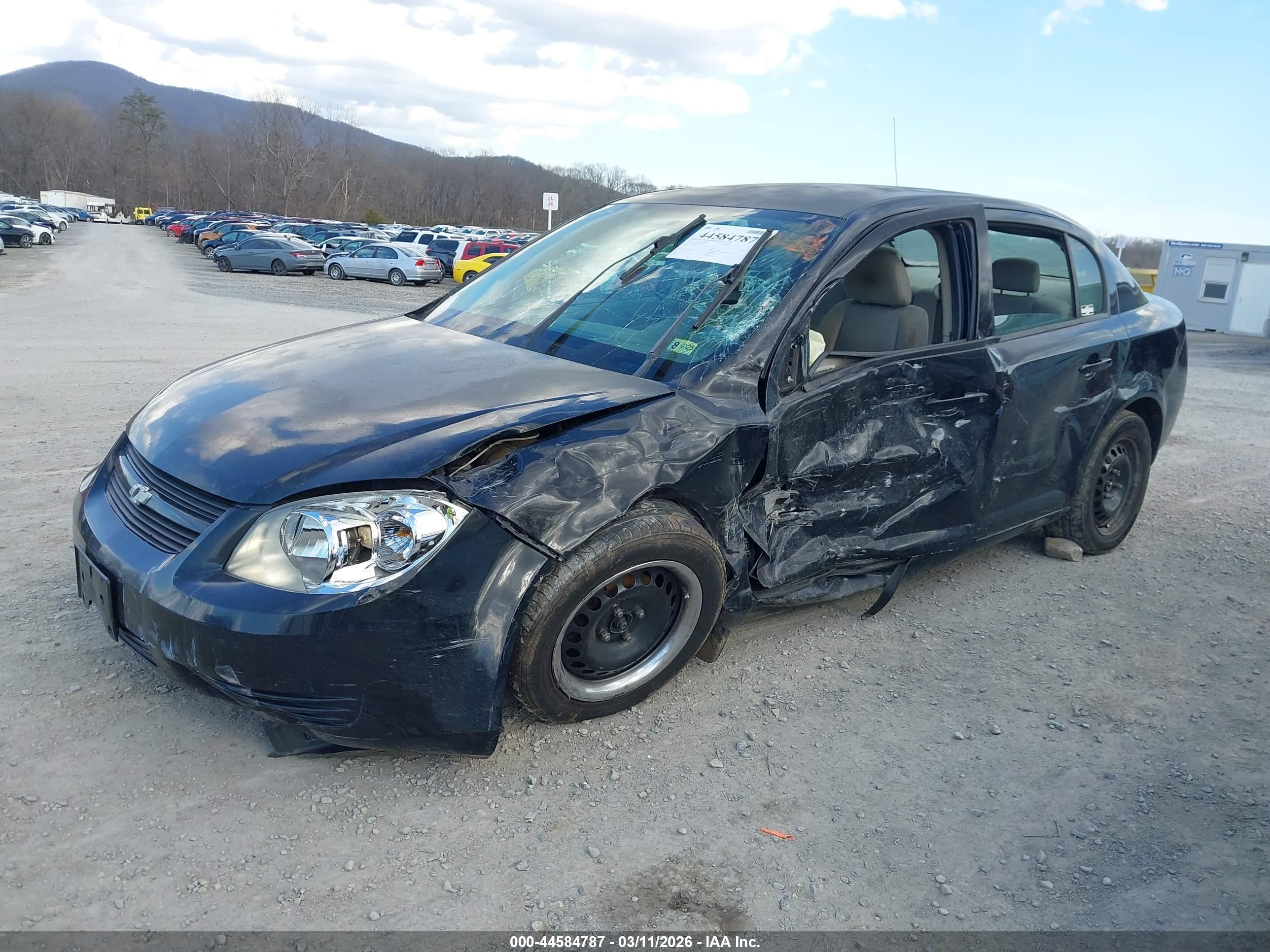 CHEVROLET COBALT image 6
