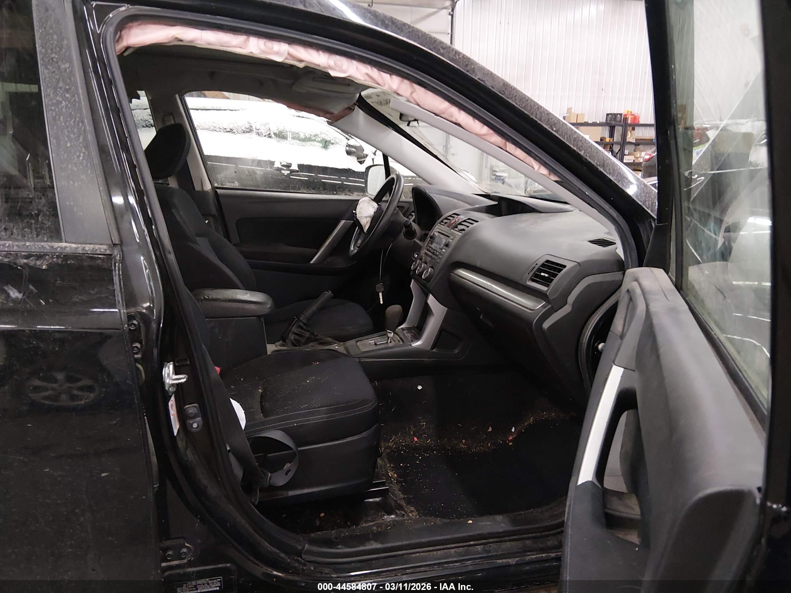 SUBARU FORESTER image 5