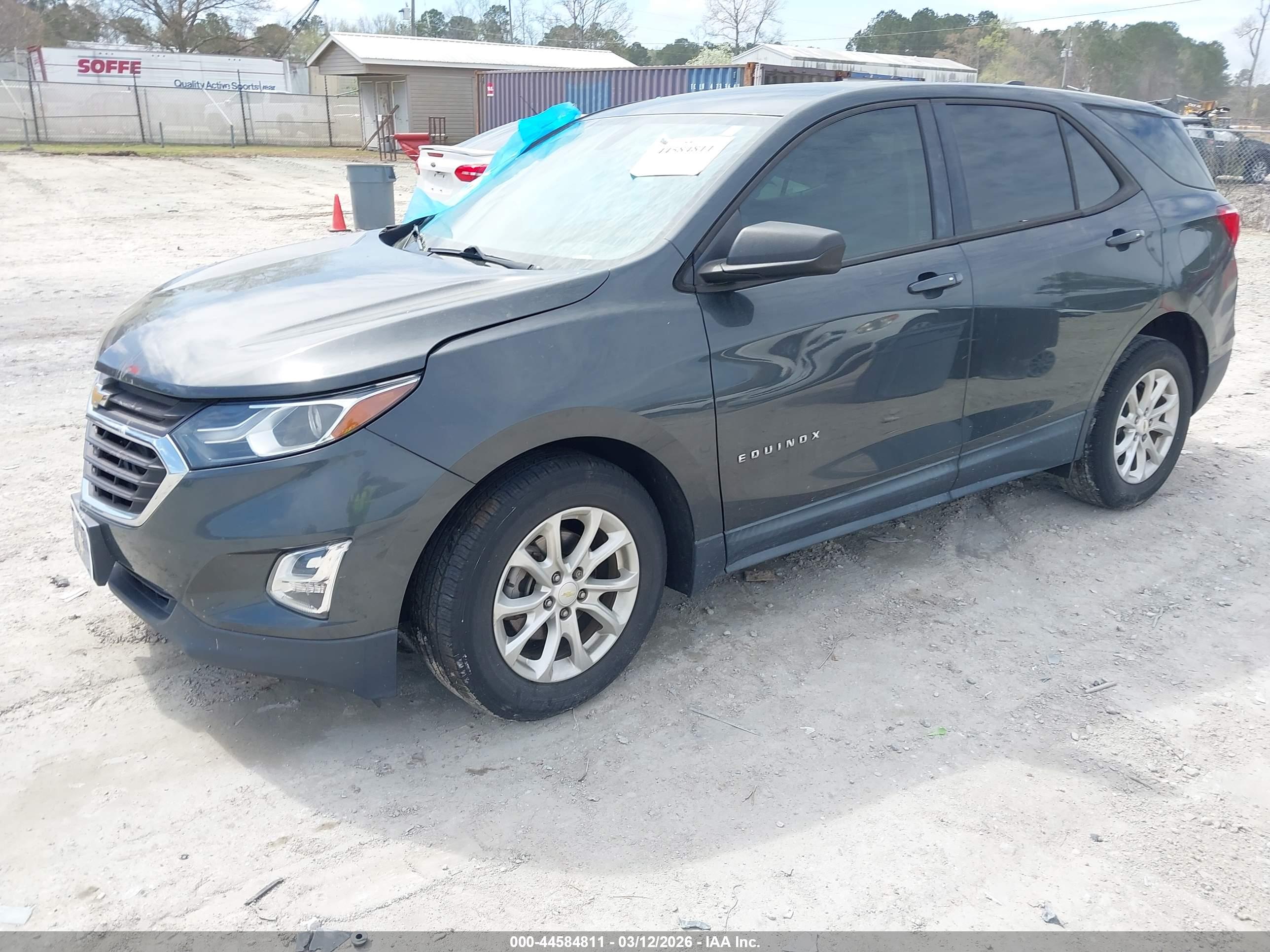 CHEVROLET EQUINOX image 2