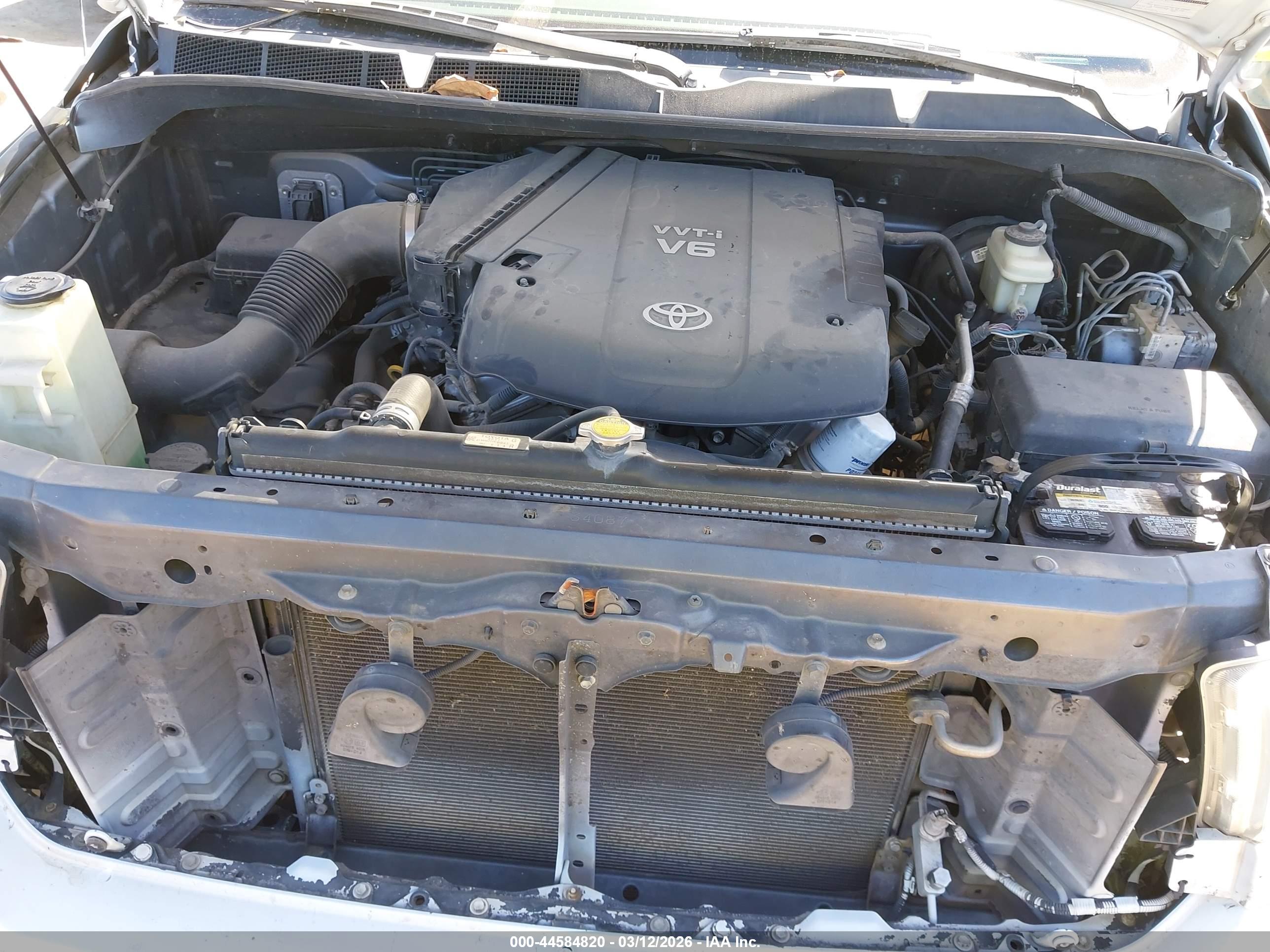TOYOTA TUNDRA image 10