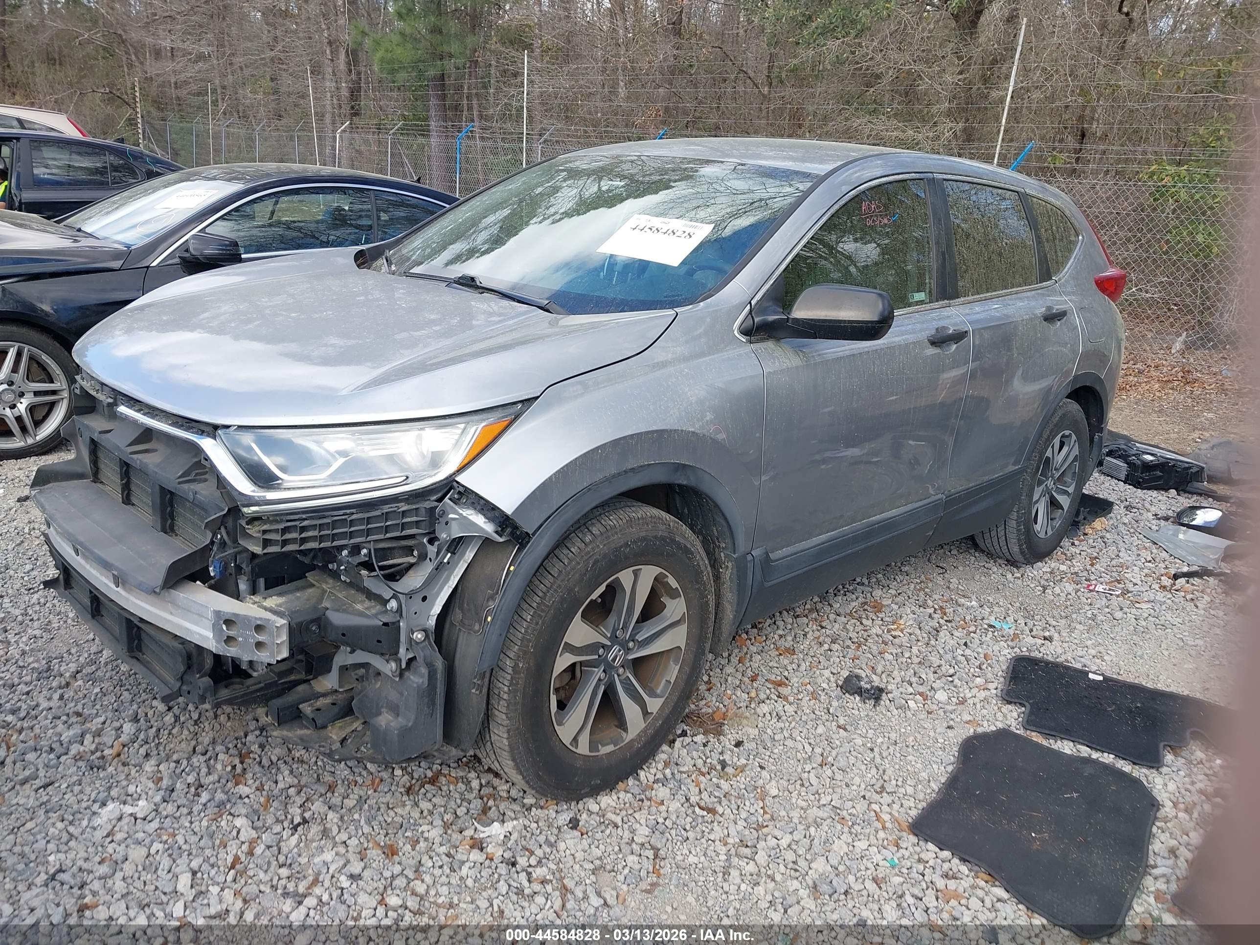 HONDA CR-V image 2