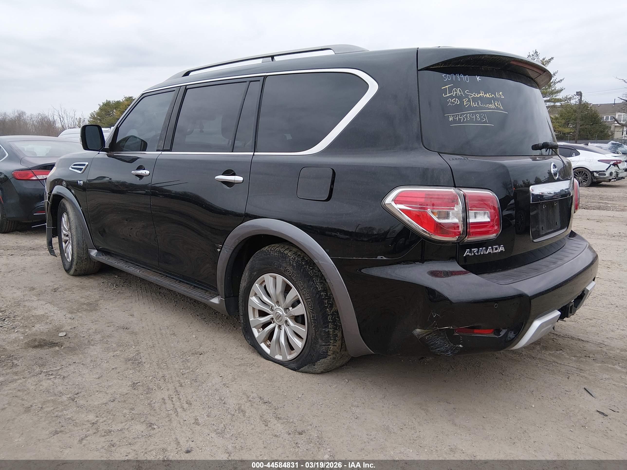 NISSAN ARMADA image 3