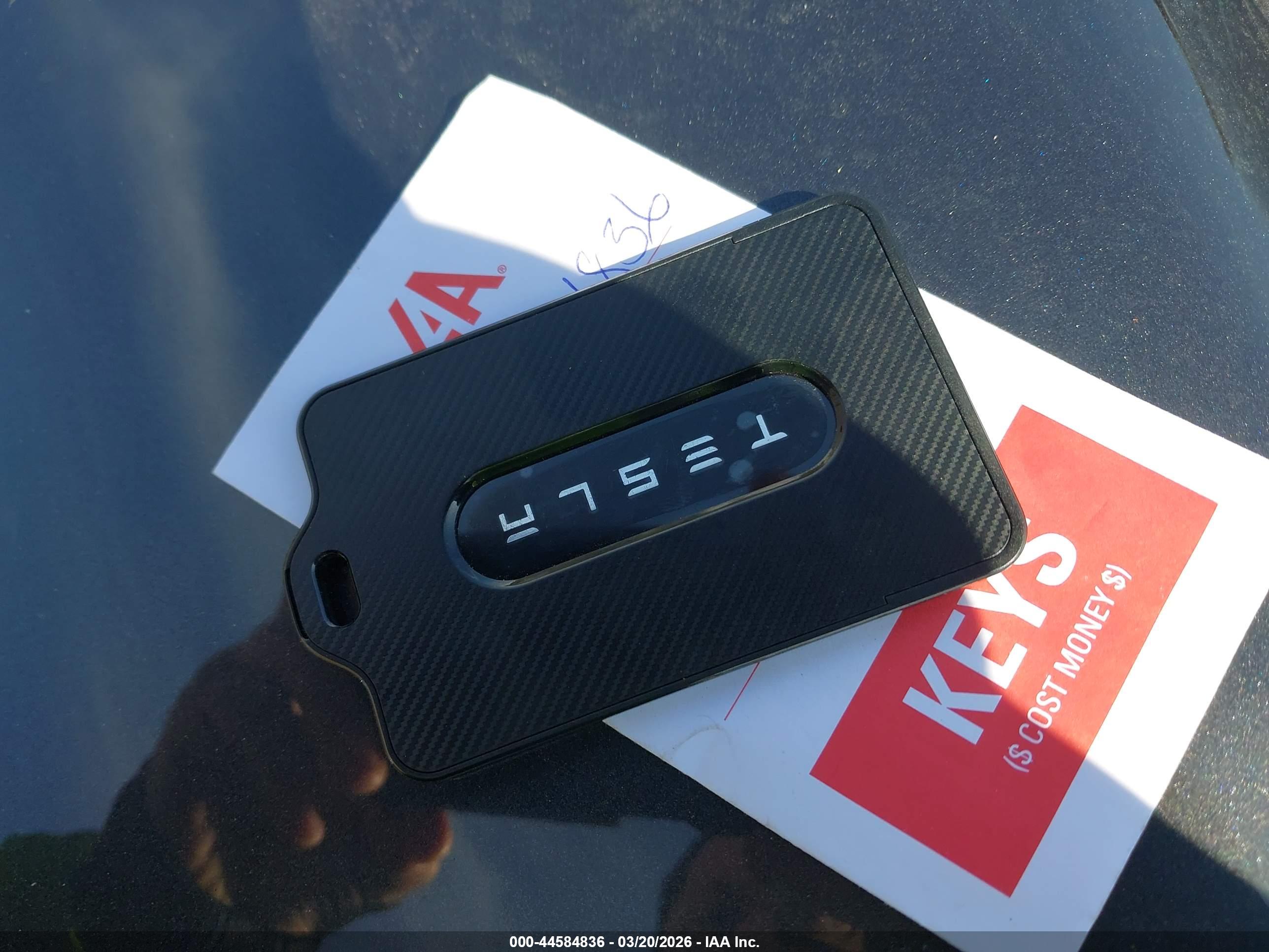 TESLA MODEL image 11