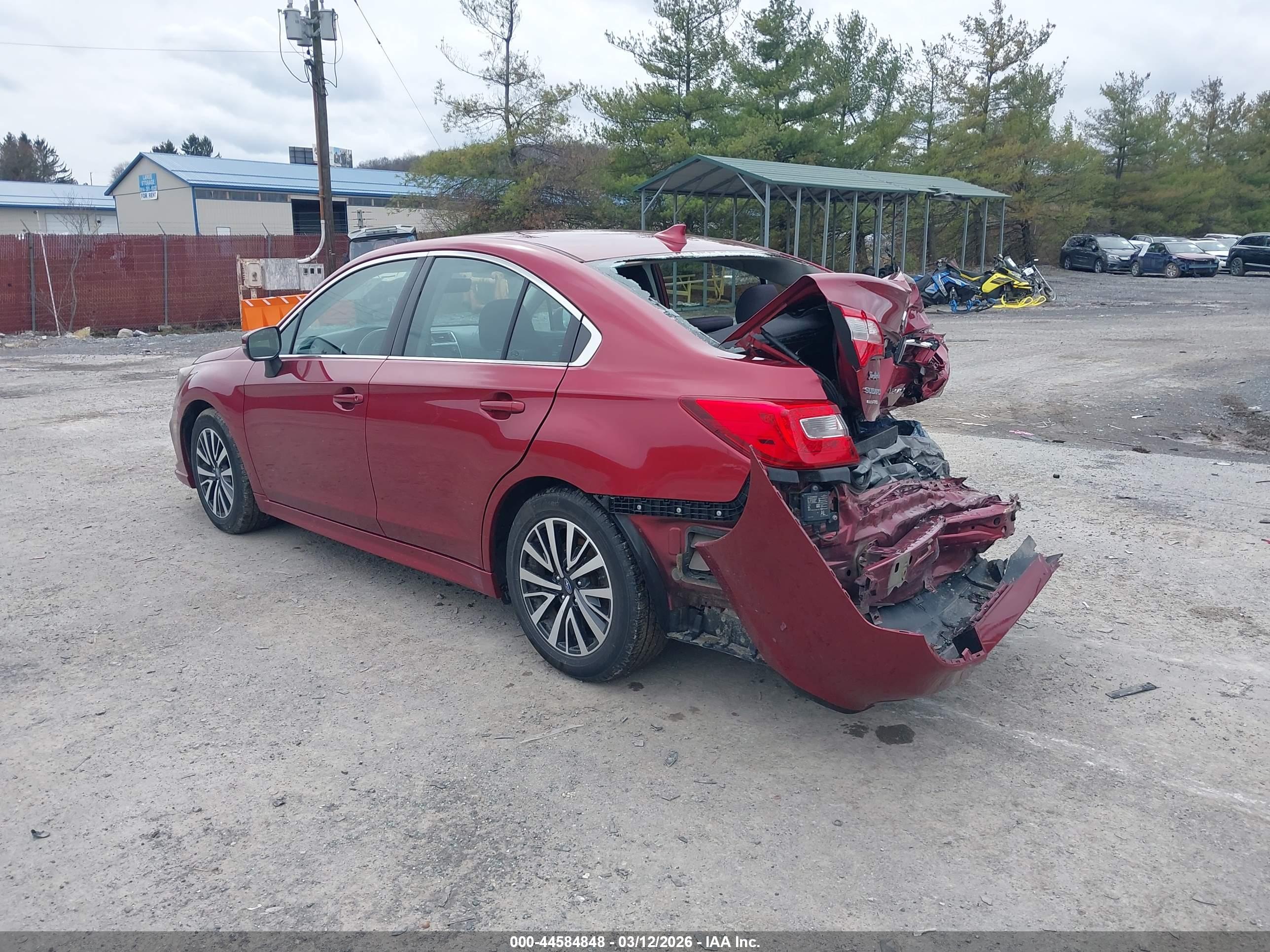 SUBARU LEGACY image 3