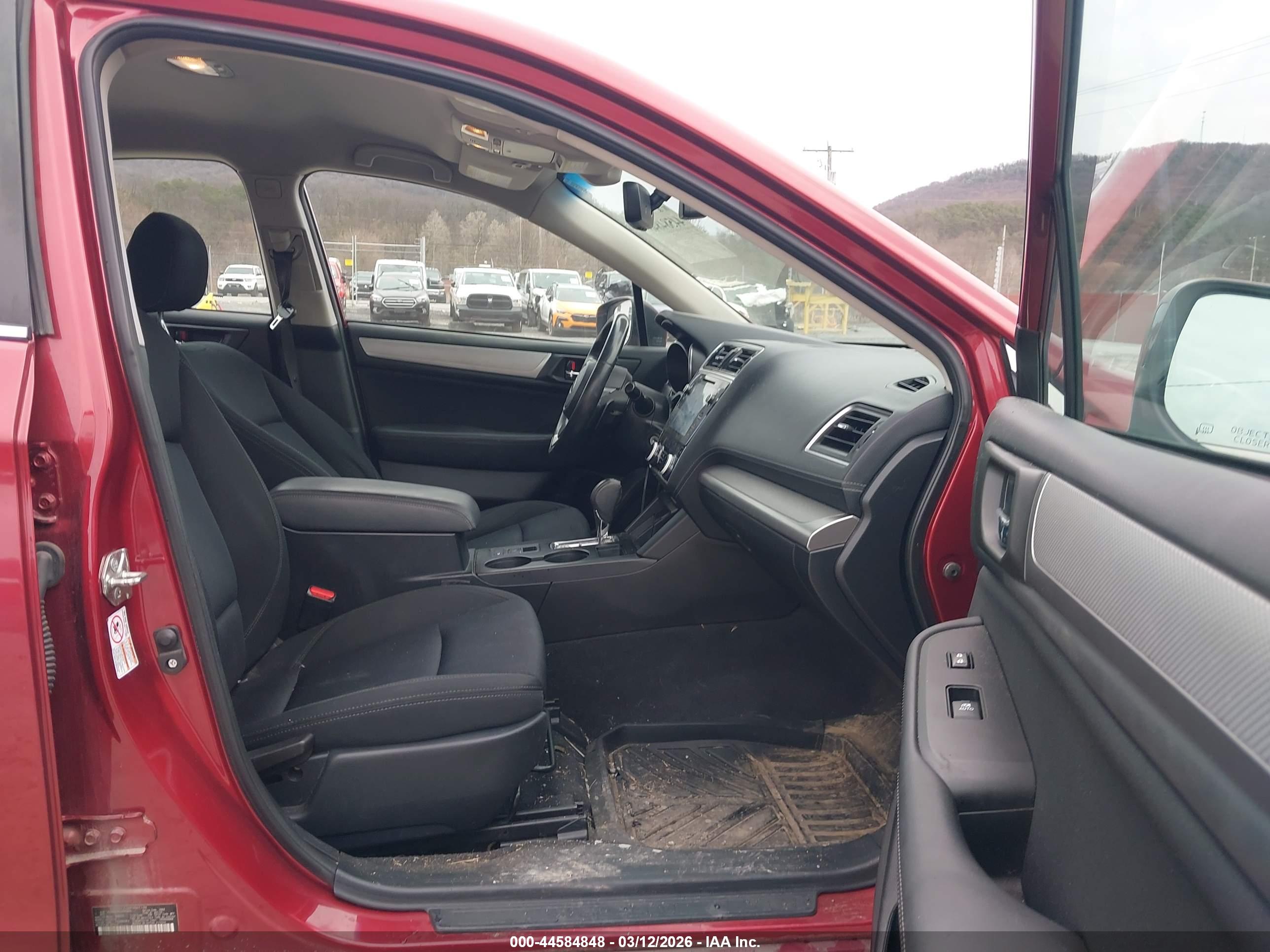 SUBARU LEGACY image 5