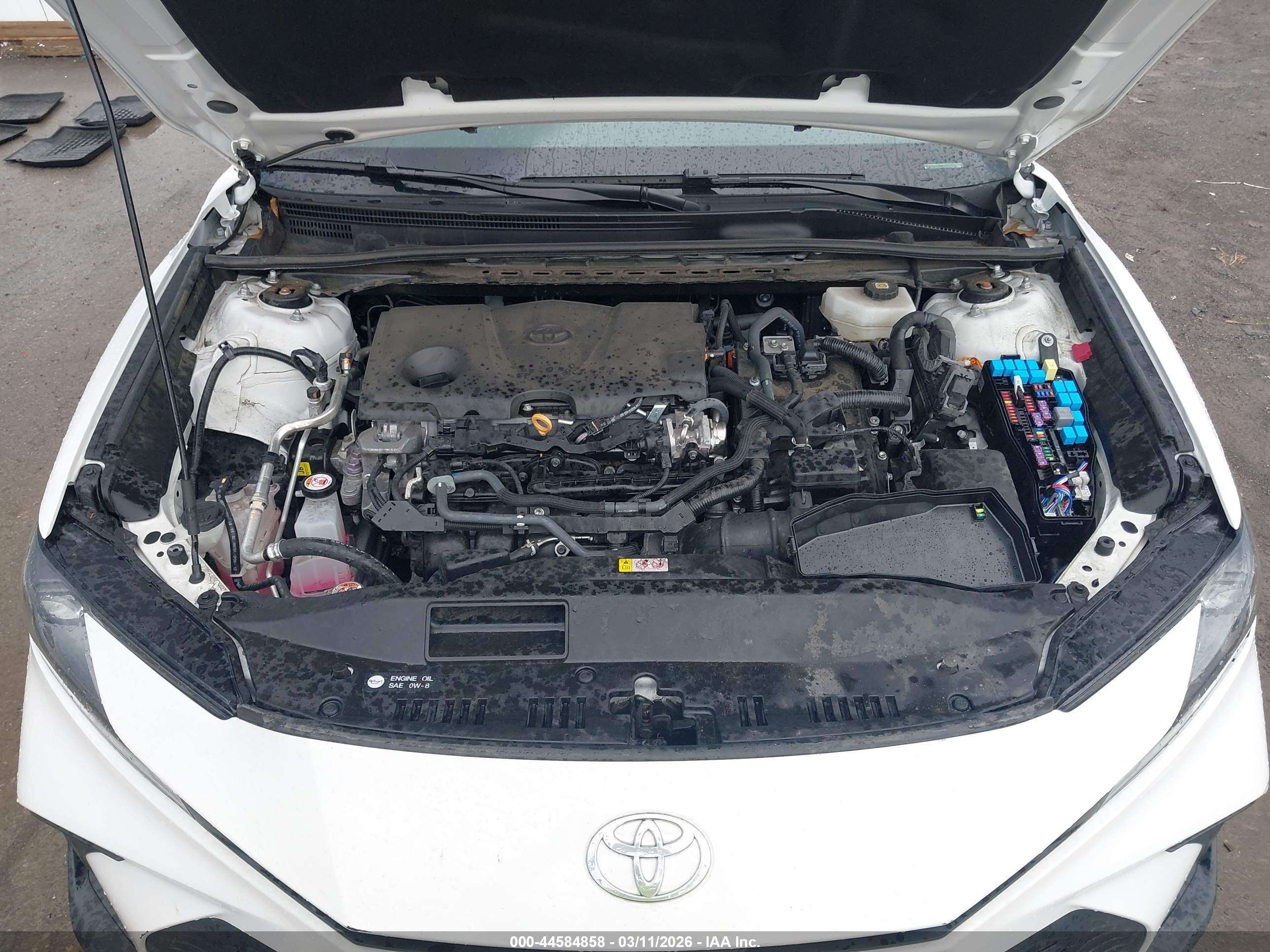 TOYOTA CAMRY image 10