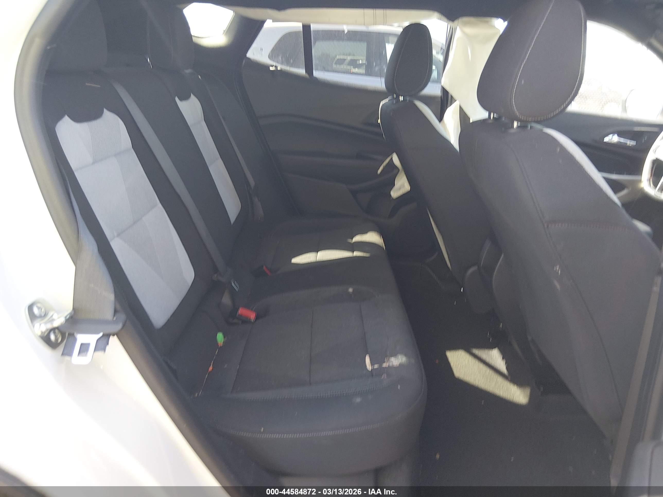 CHEVROLET TRAX image 8