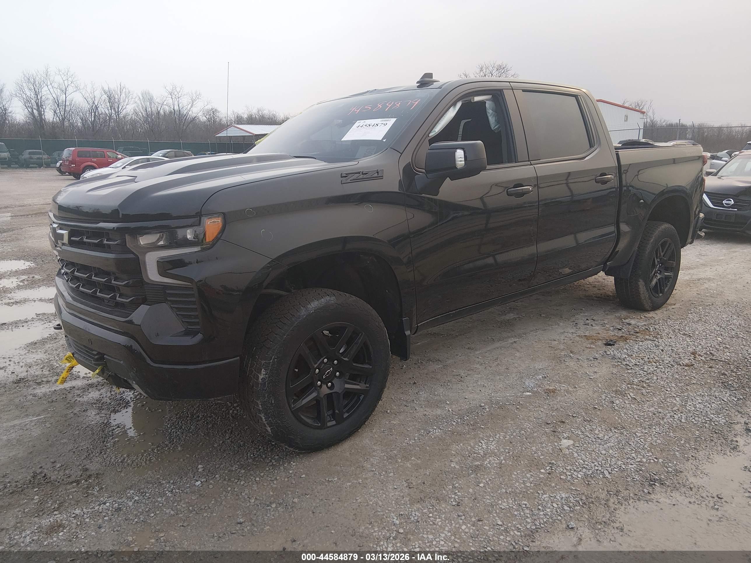 CHEVROLET SILVERADO image 2