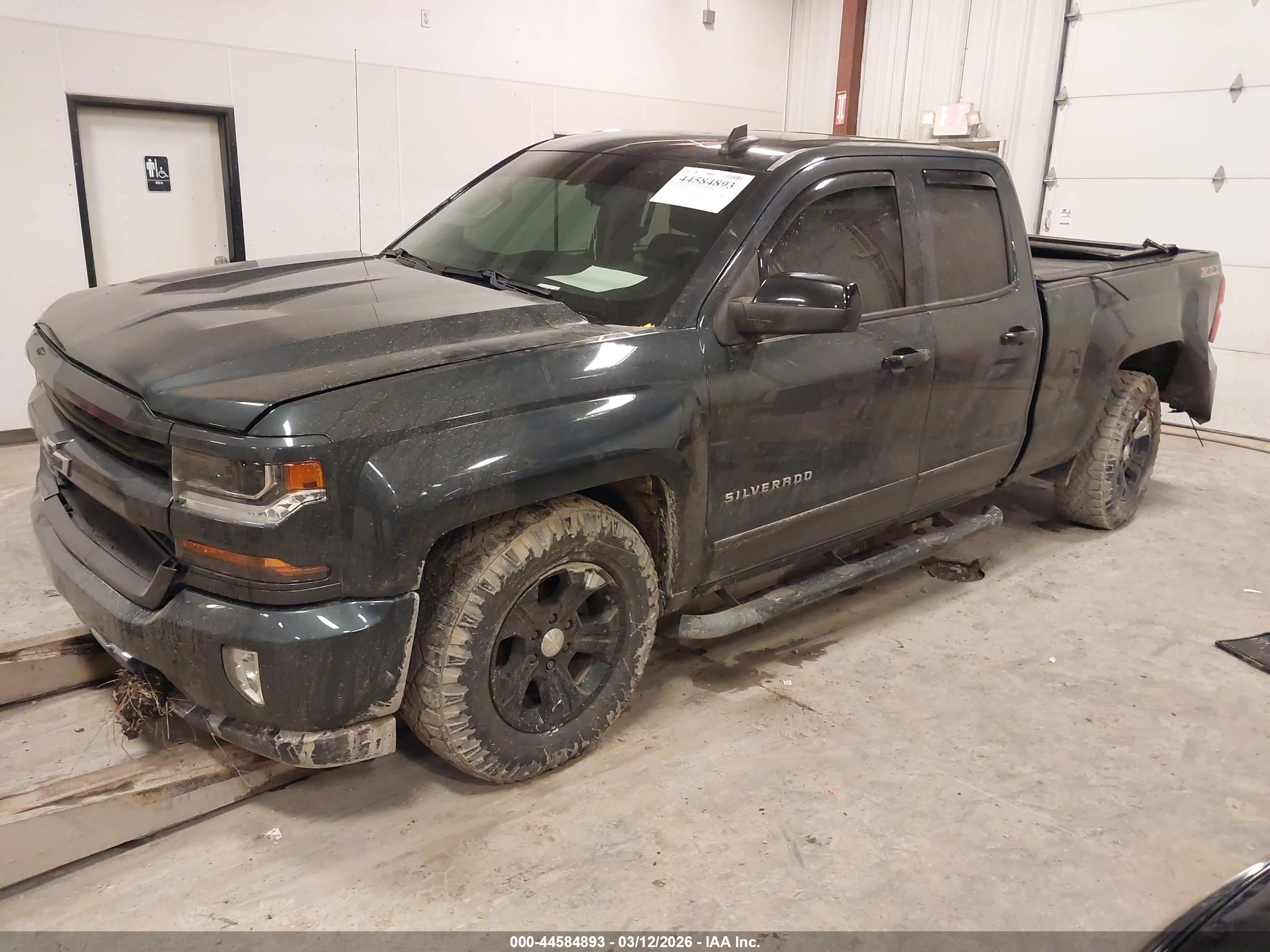 CHEVROLET SILVERADO image 2