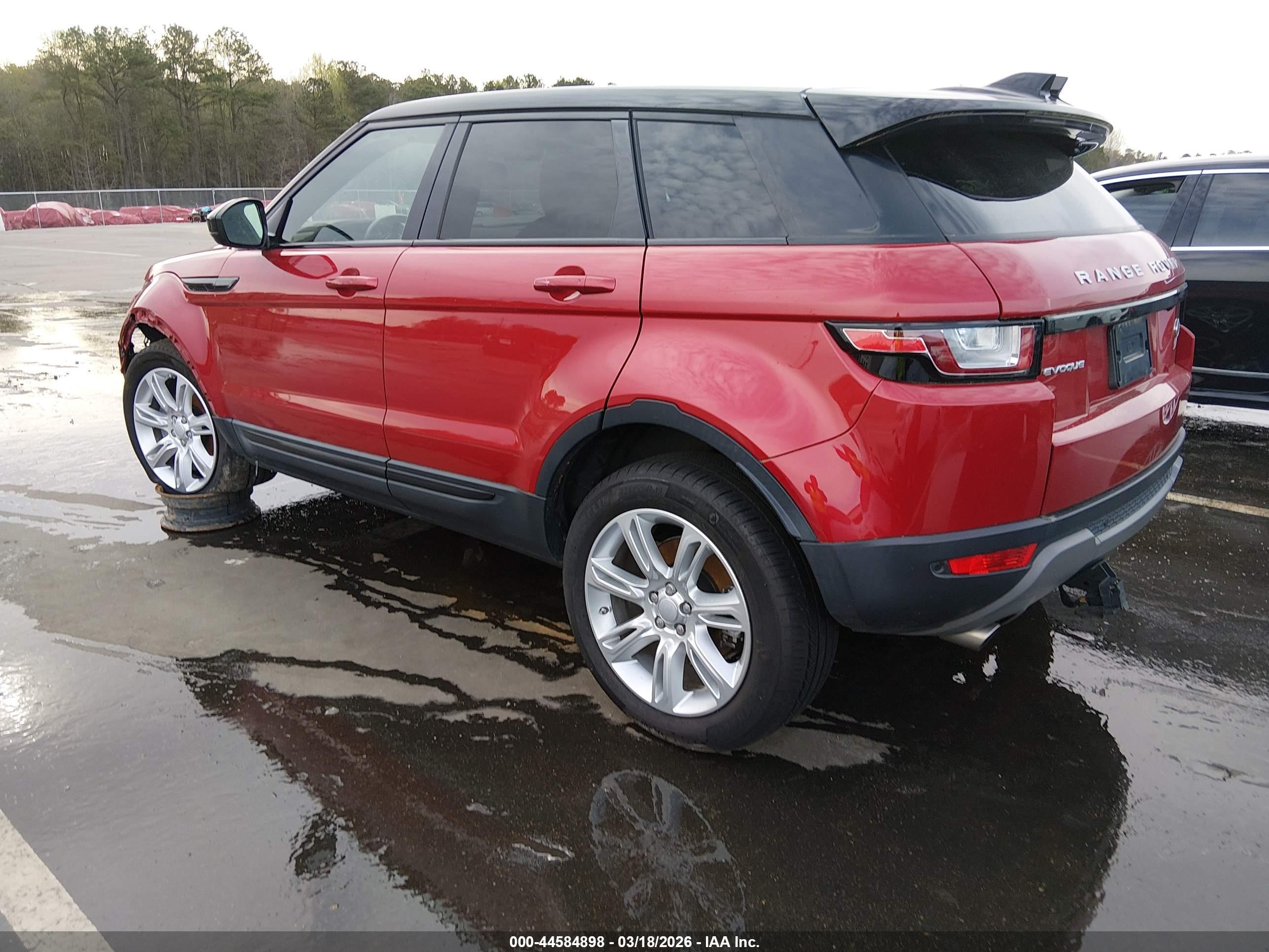 LAND ROVER image 3
