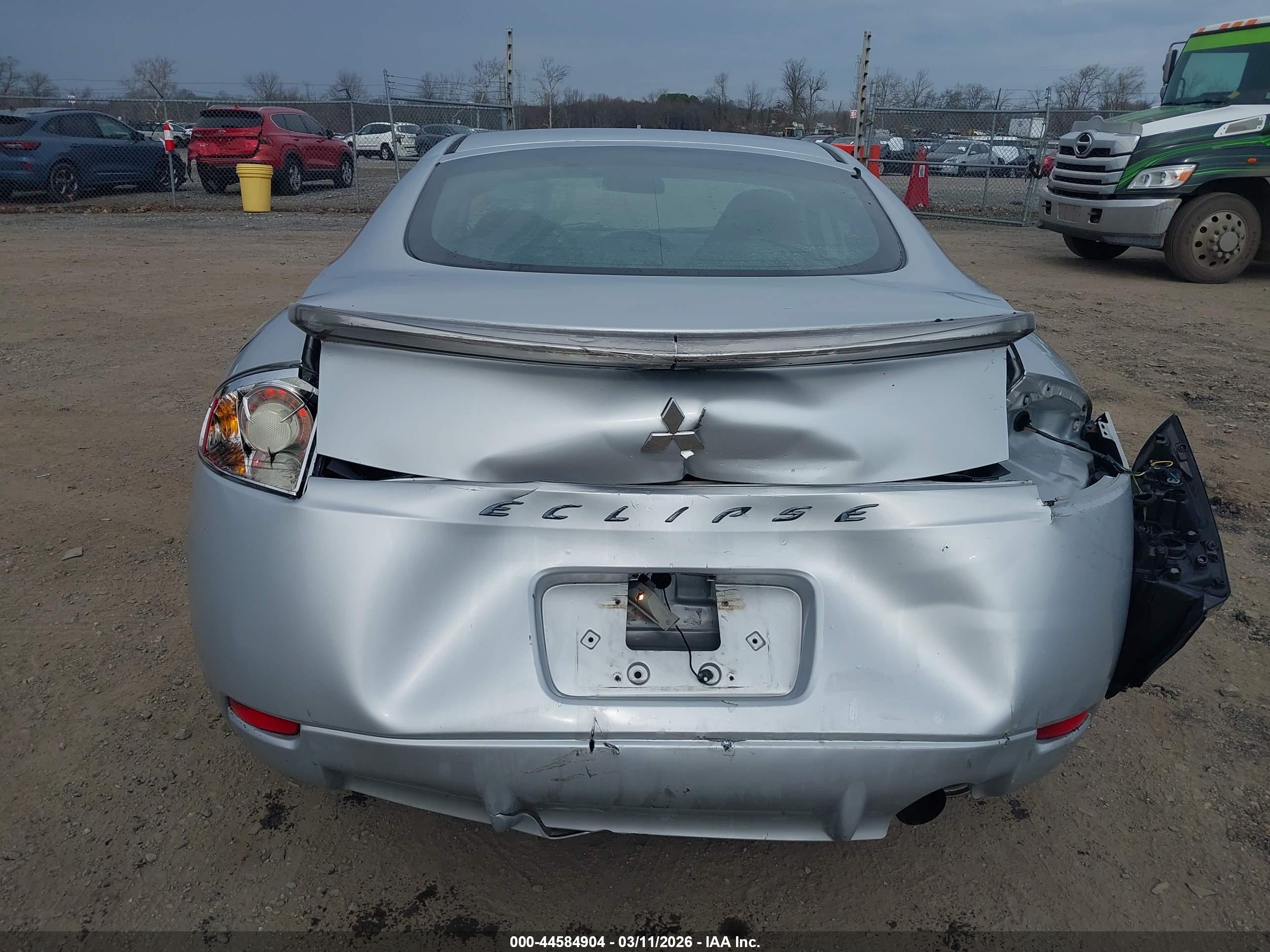 MITSUBISHI ECLIPSE image 6
