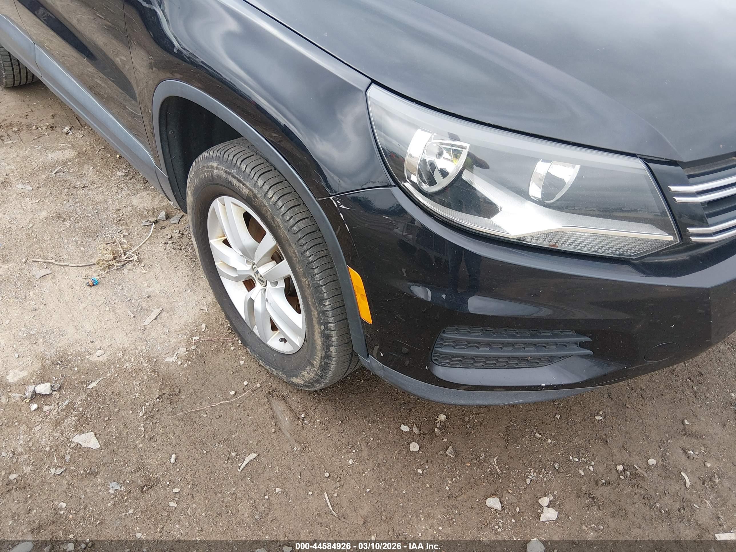 VOLKSWAGEN TIGUAN image 6
