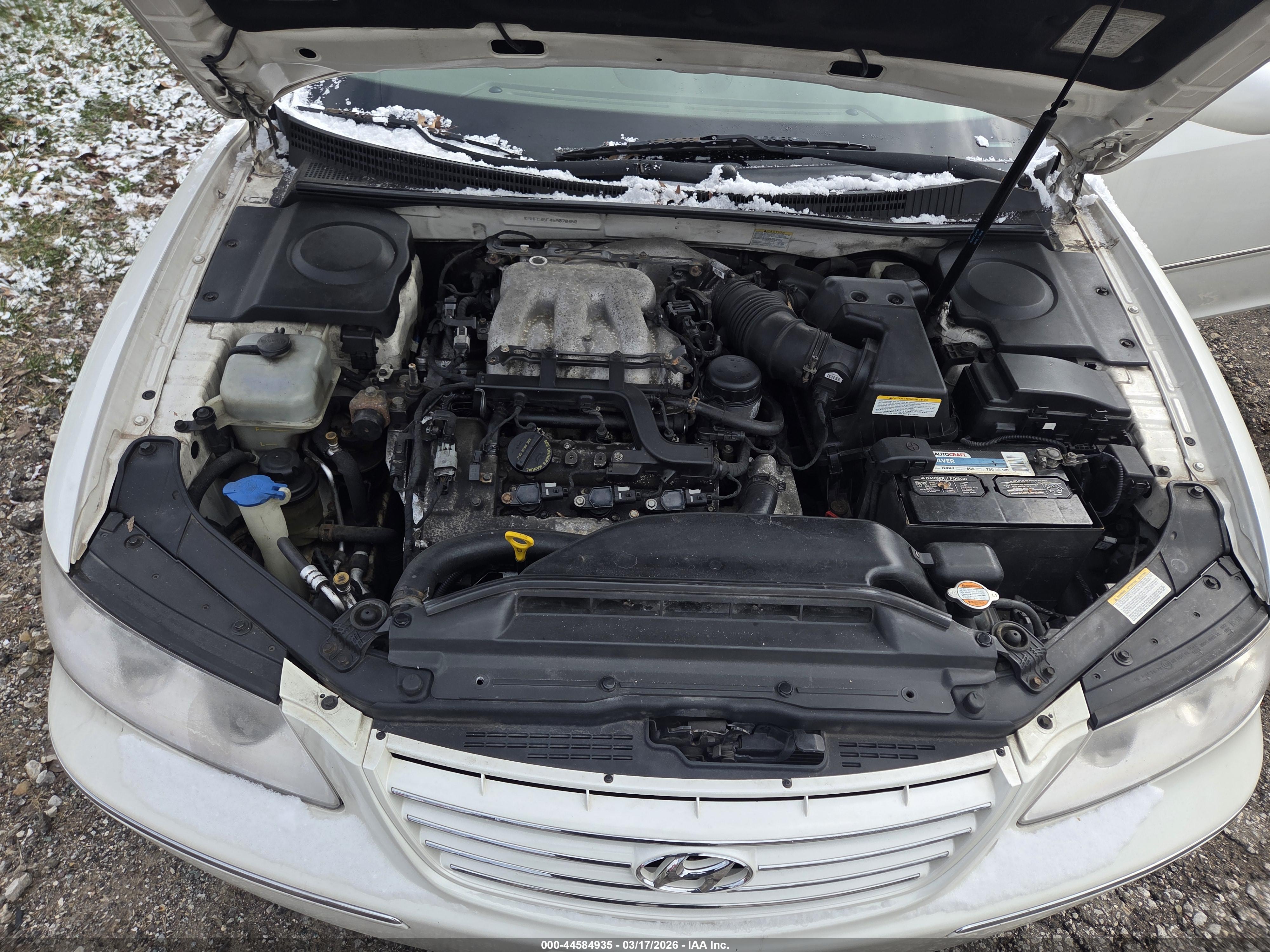 HYUNDAI AZERA image 10