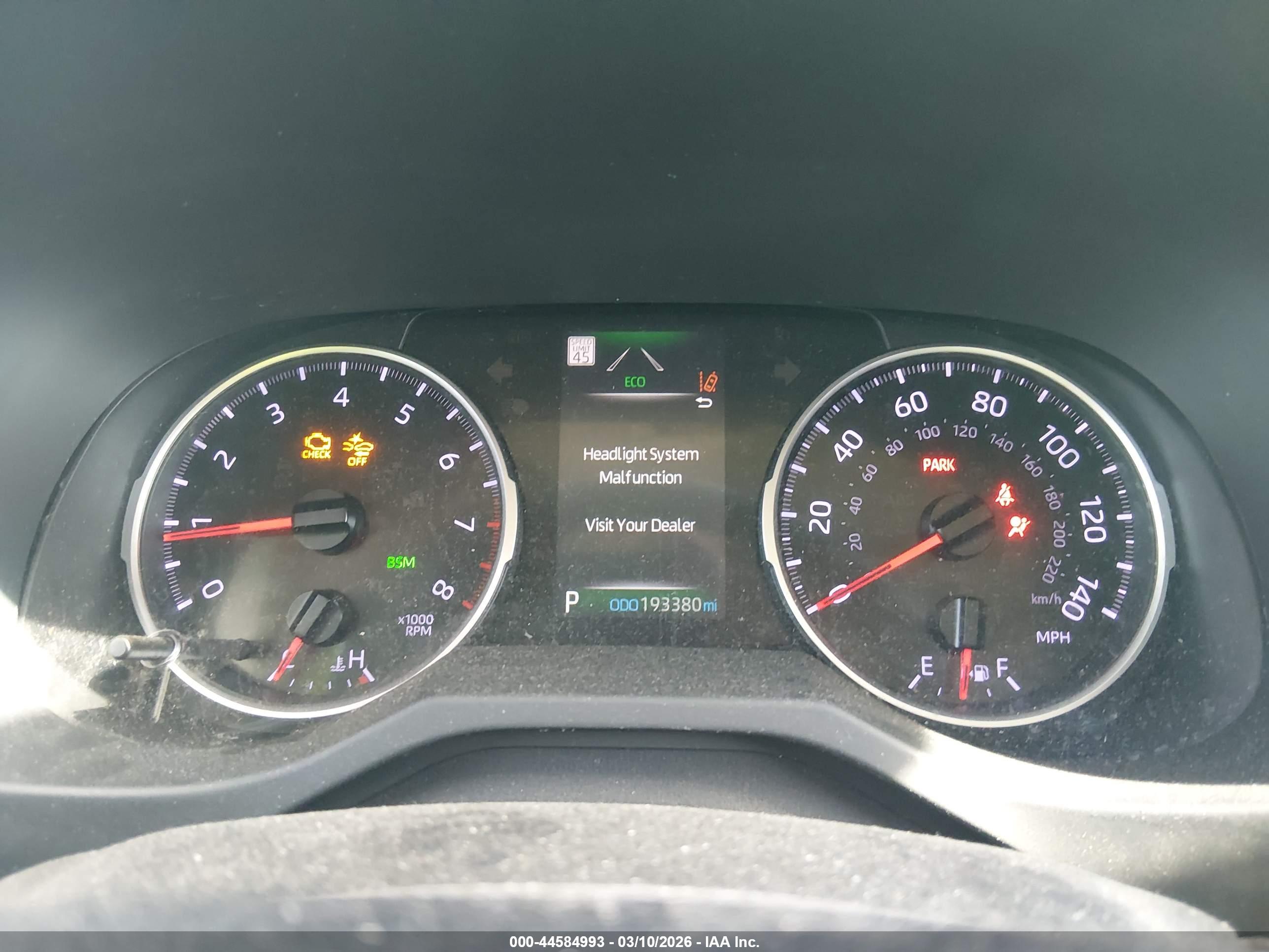TOYOTA RAV4 image 7