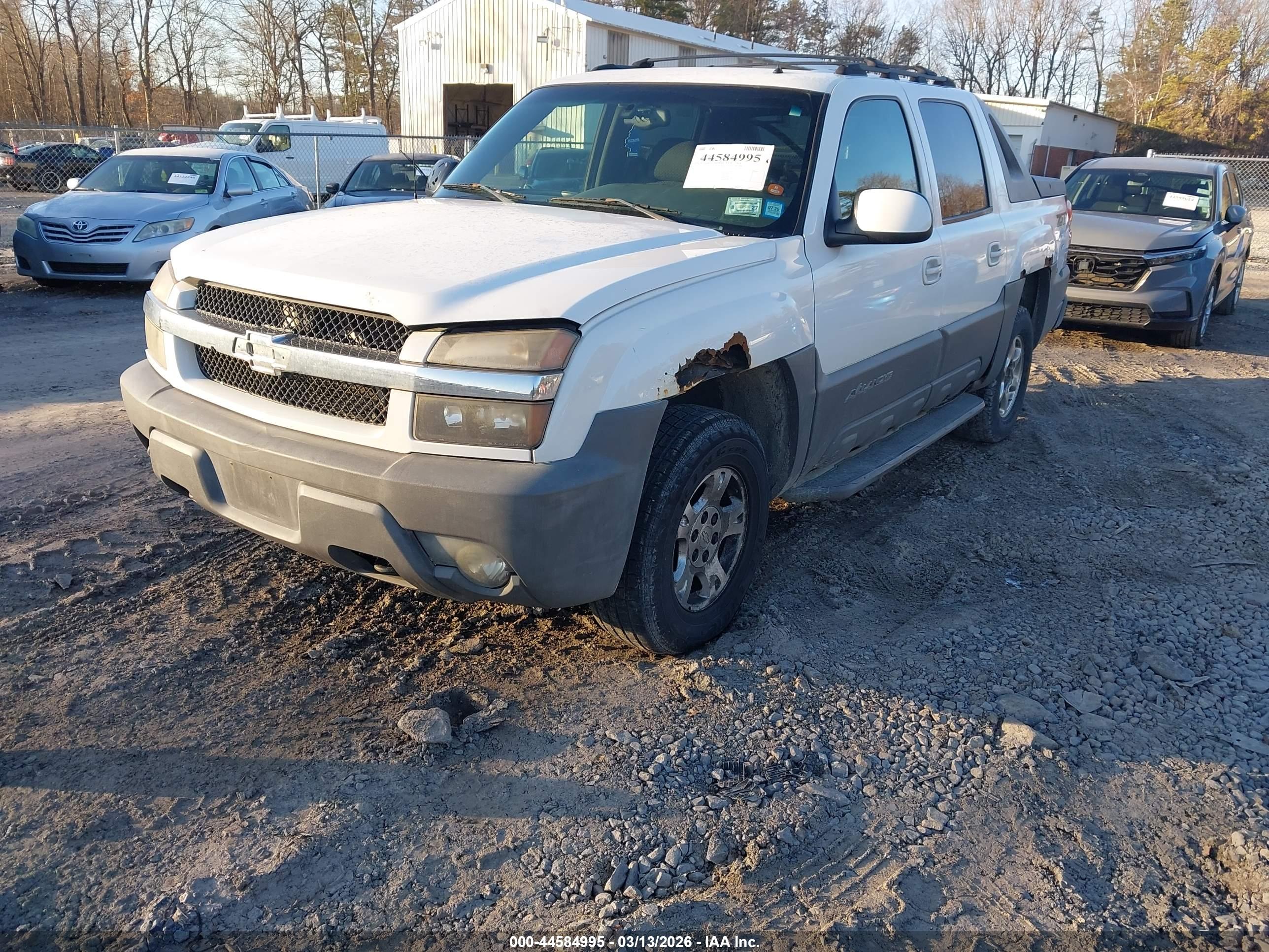 CHEVROLET AVALANCHE image 2