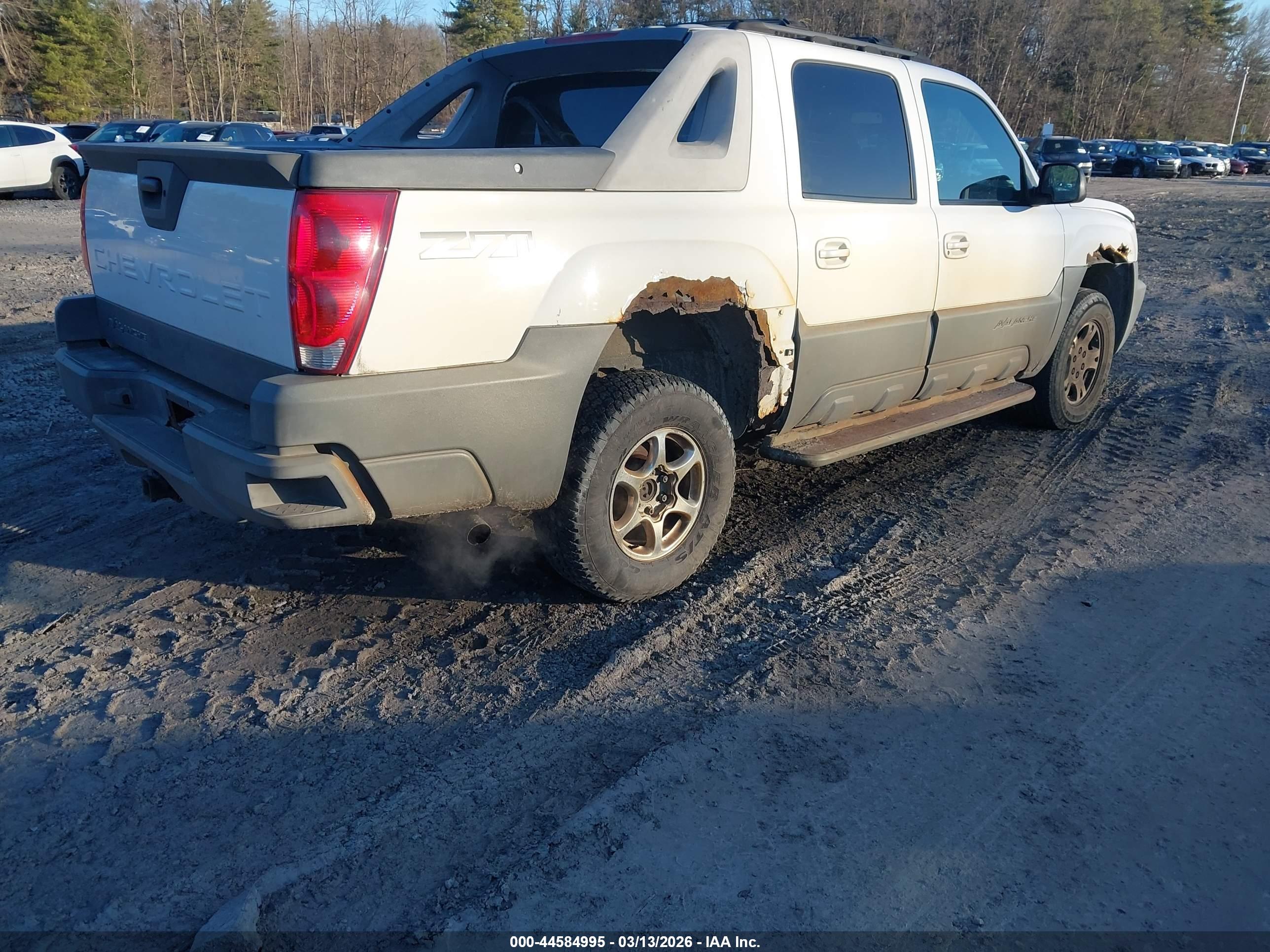 CHEVROLET AVALANCHE image 4