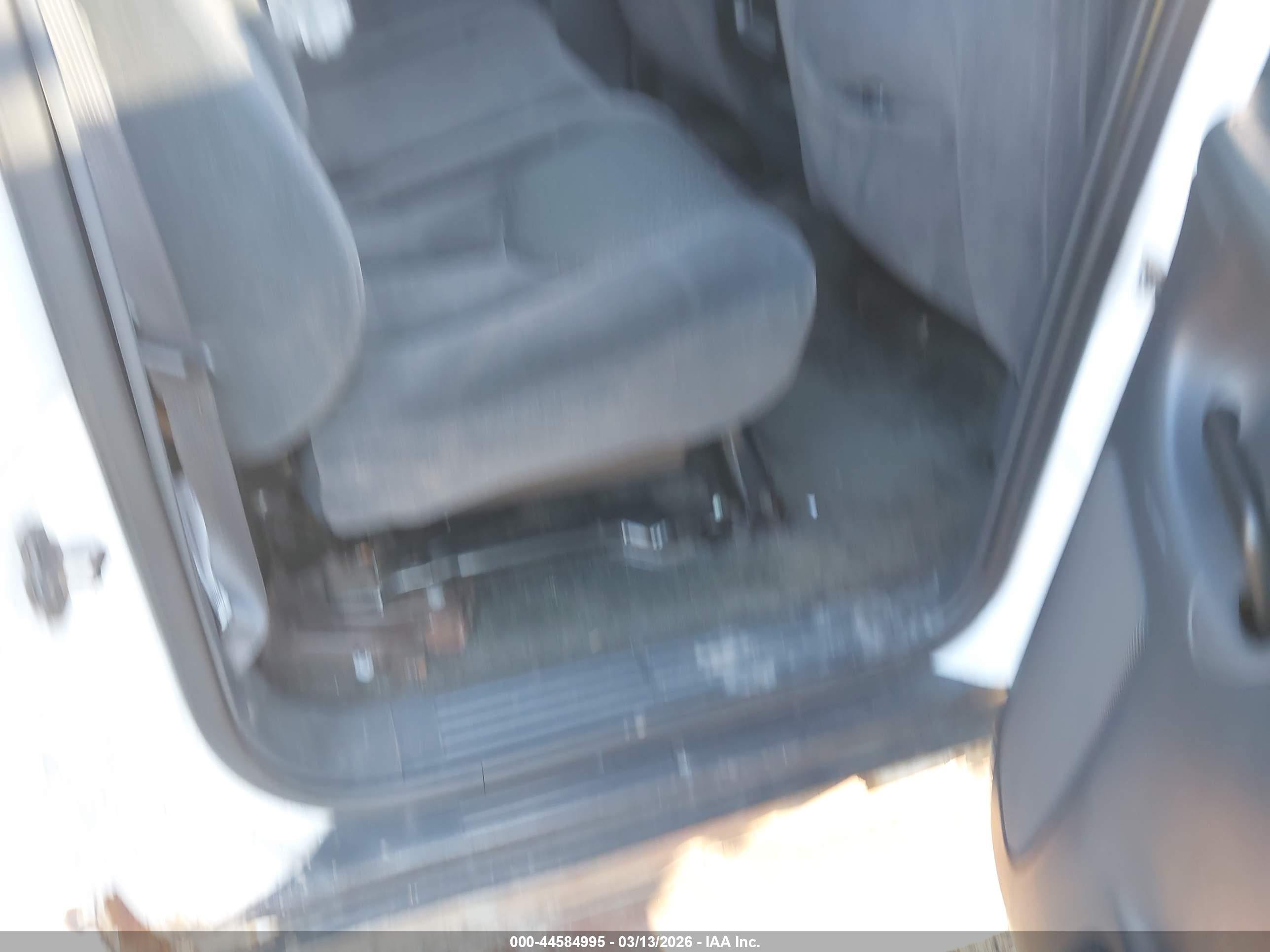 CHEVROLET AVALANCHE image 8