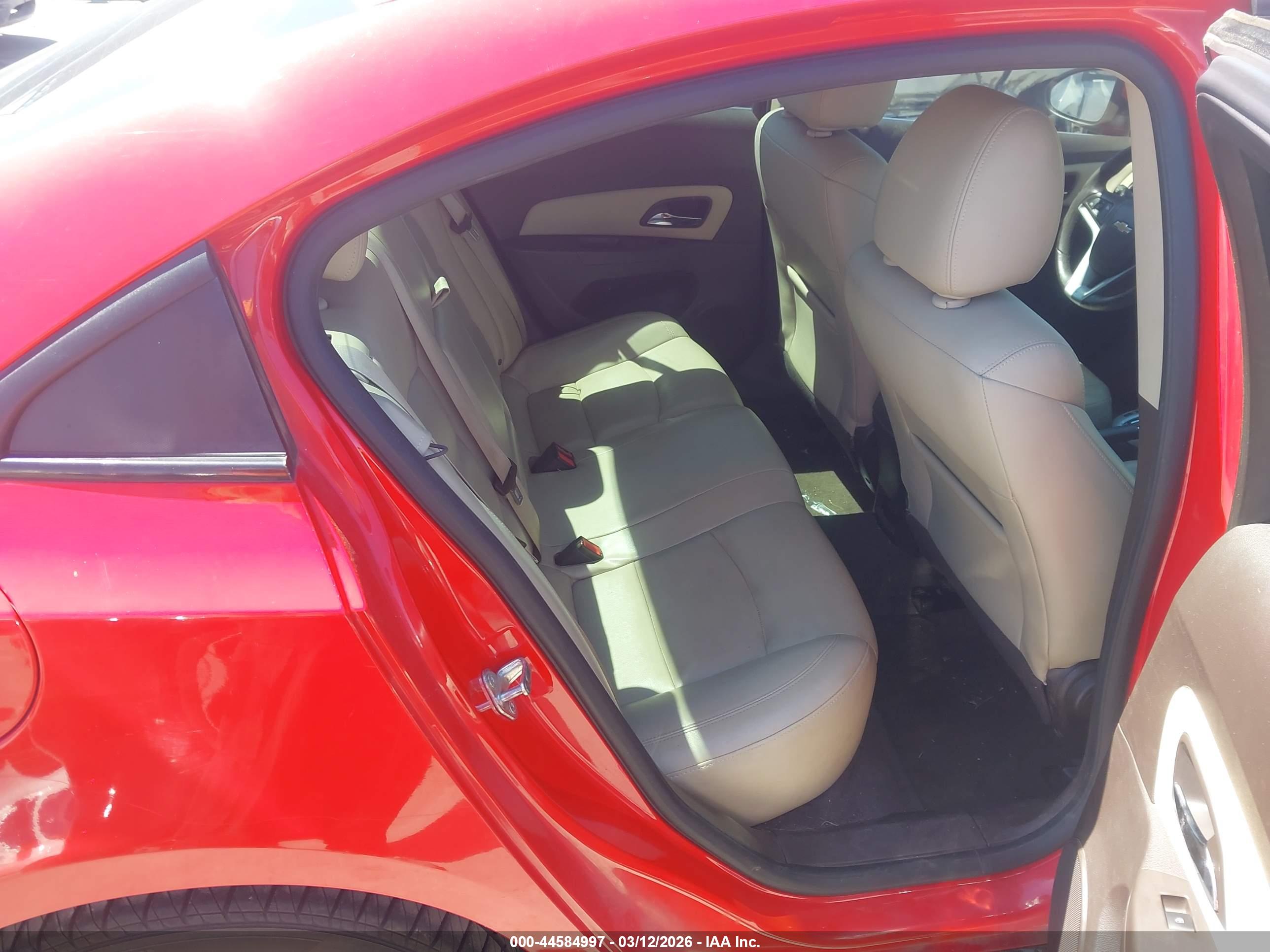 CHEVROLET CRUZE image 8