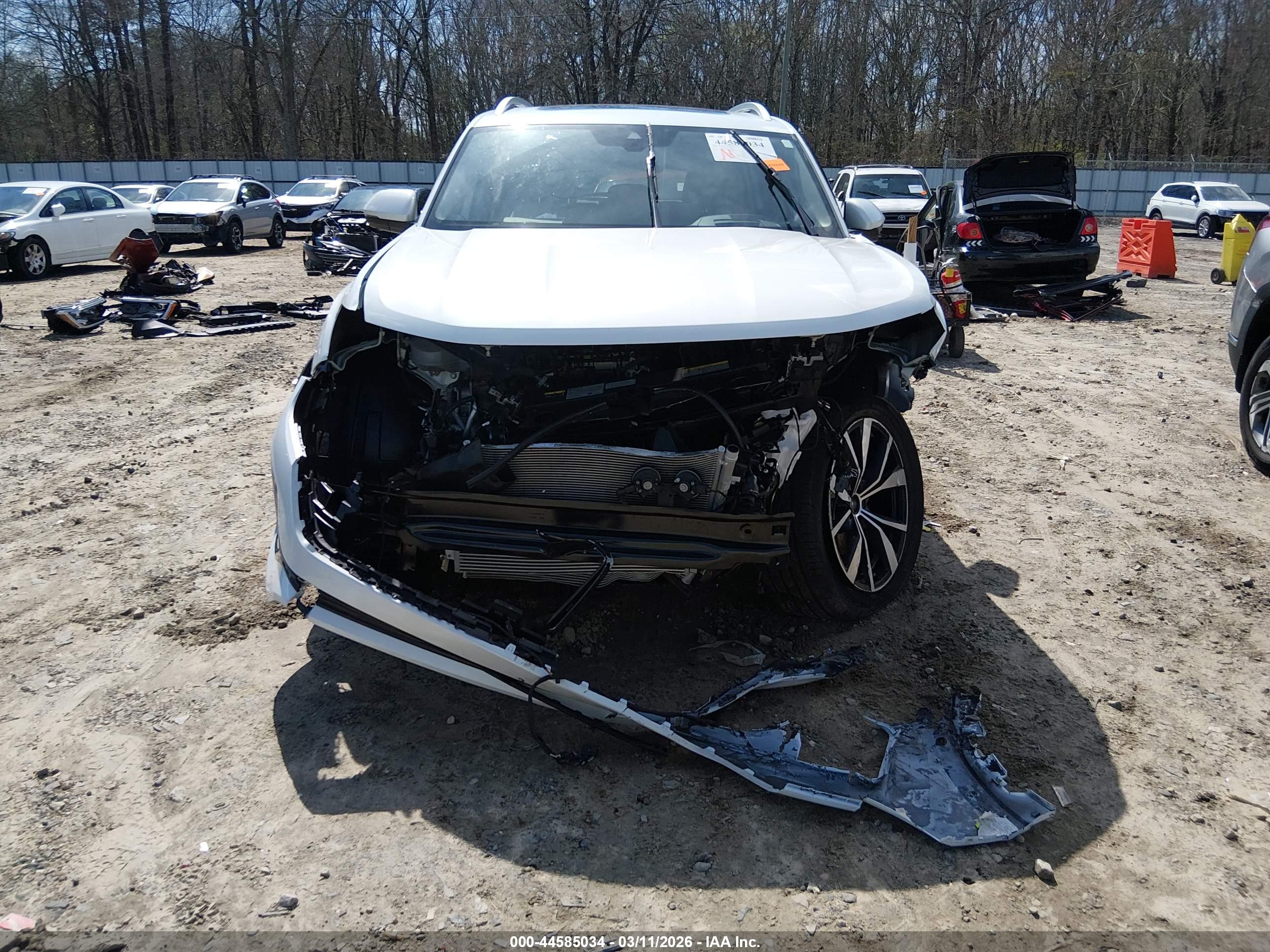 VOLKSWAGEN ATLAS image 6