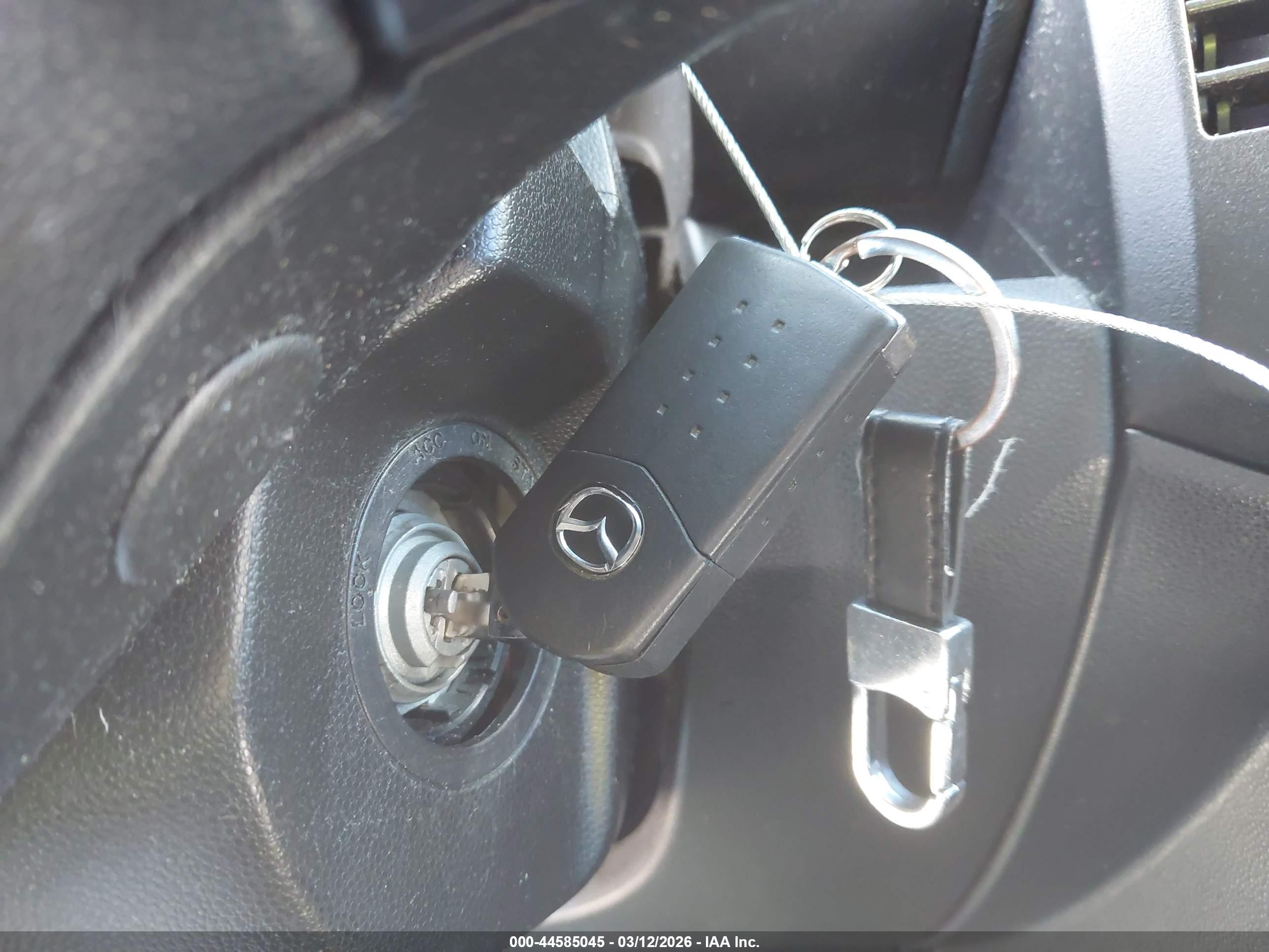 MAZDA MAZDA5 image 11