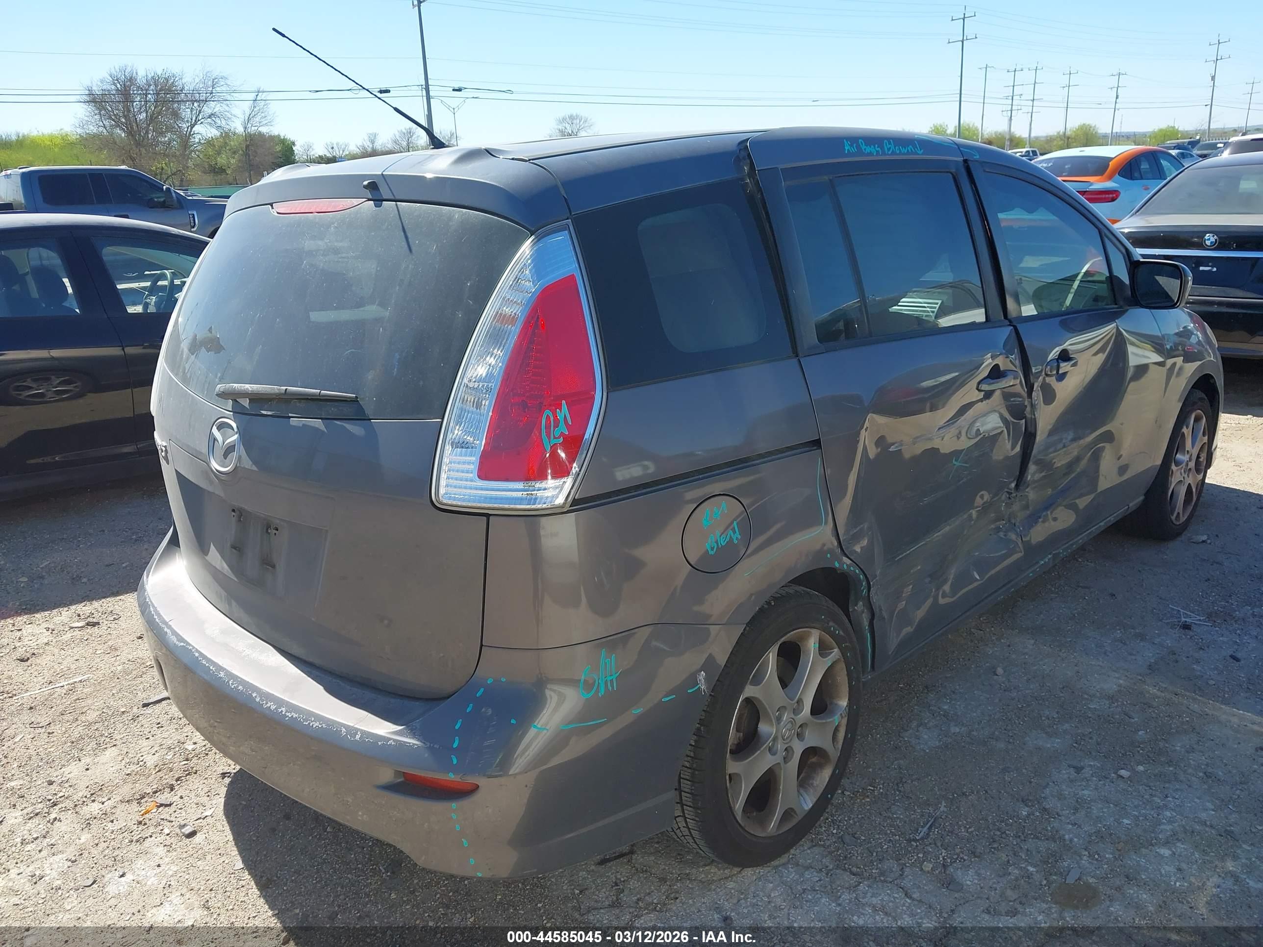 MAZDA MAZDA5 image 4