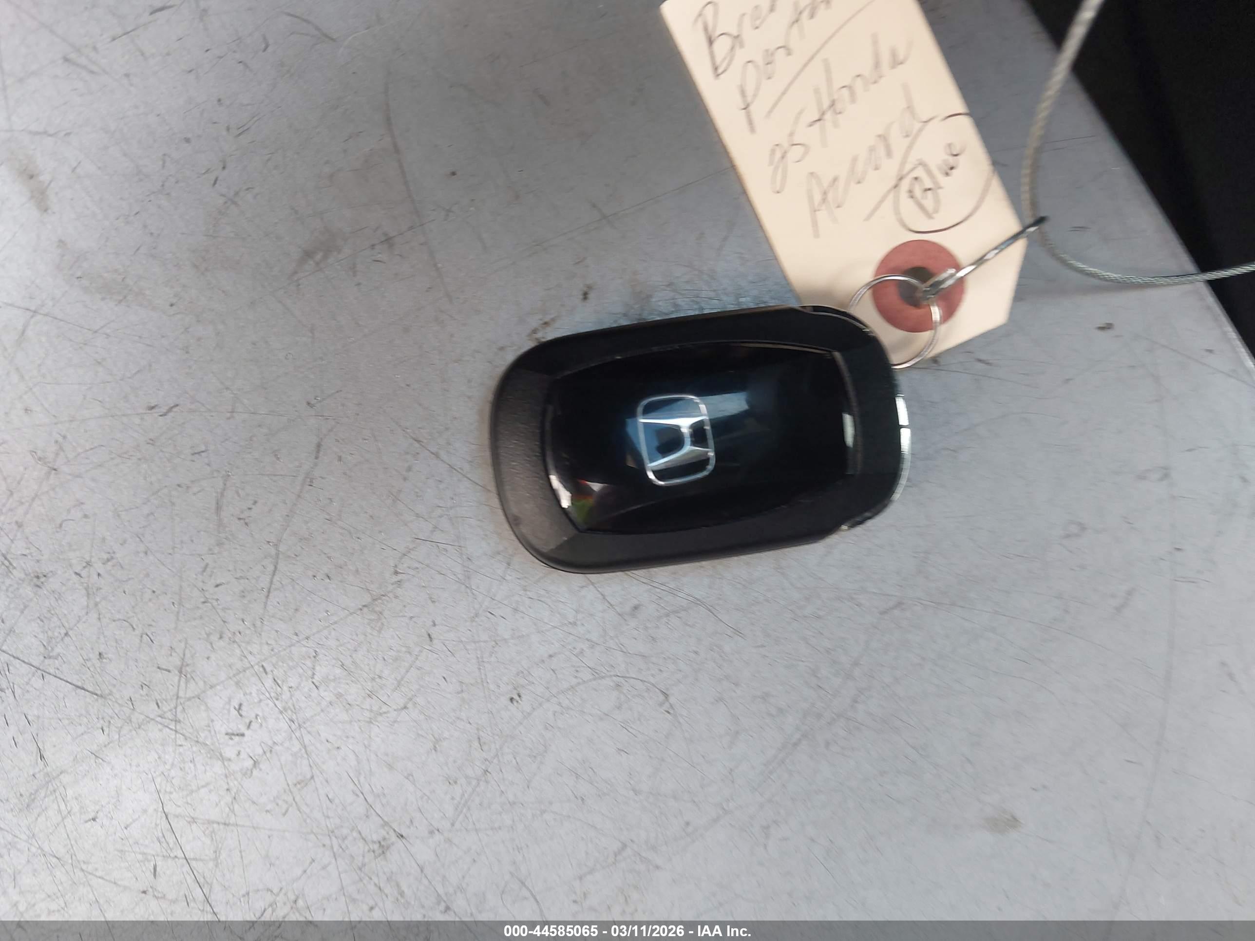 HONDA ACCORD image 11