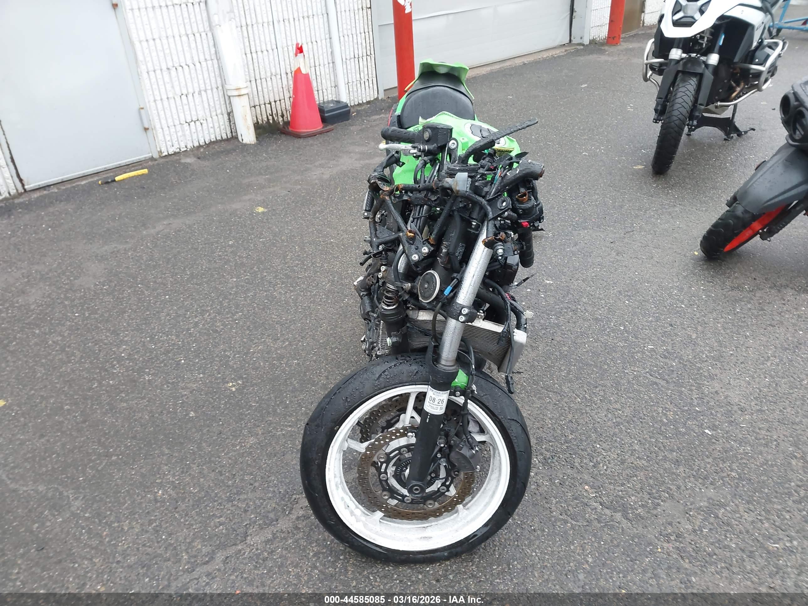 KAWASAKI EX650 image 5