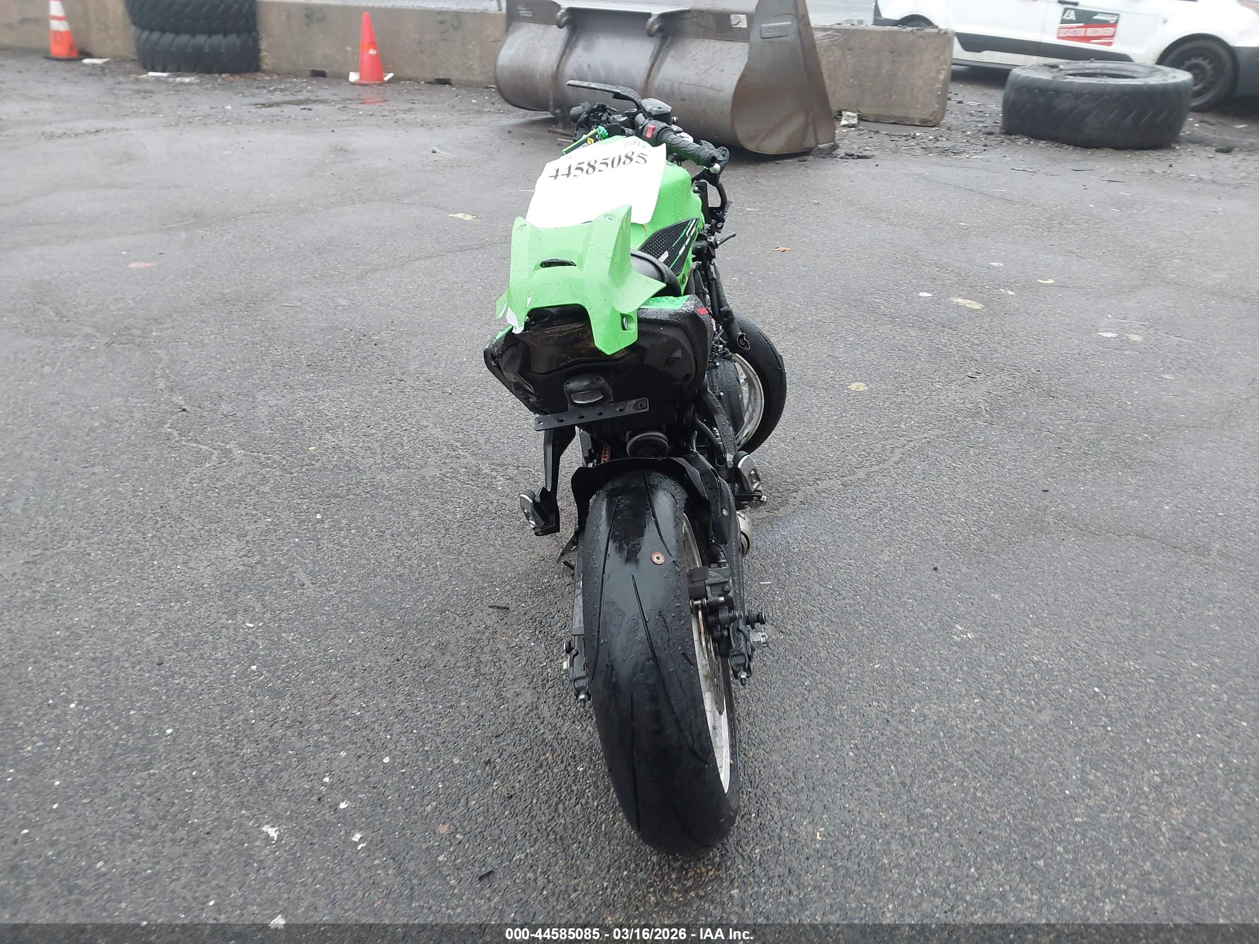 KAWASAKI EX650 image 6