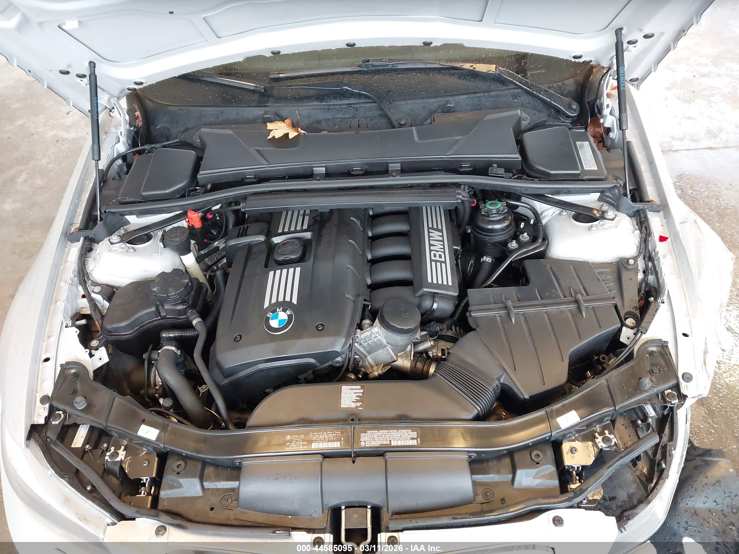 BMW 328I image 10