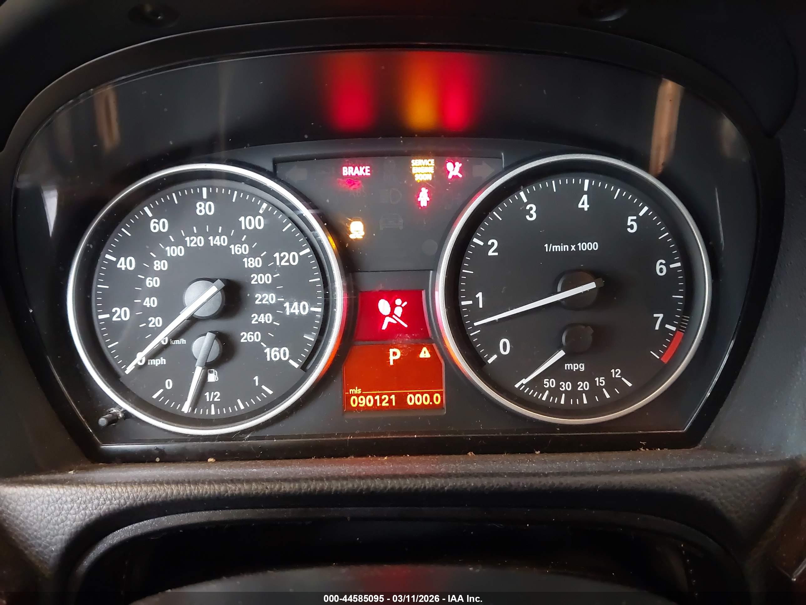 BMW 328I image 7