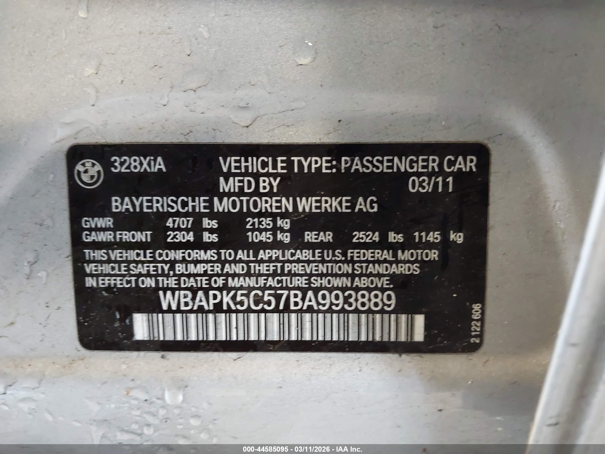 BMW 328I image 9