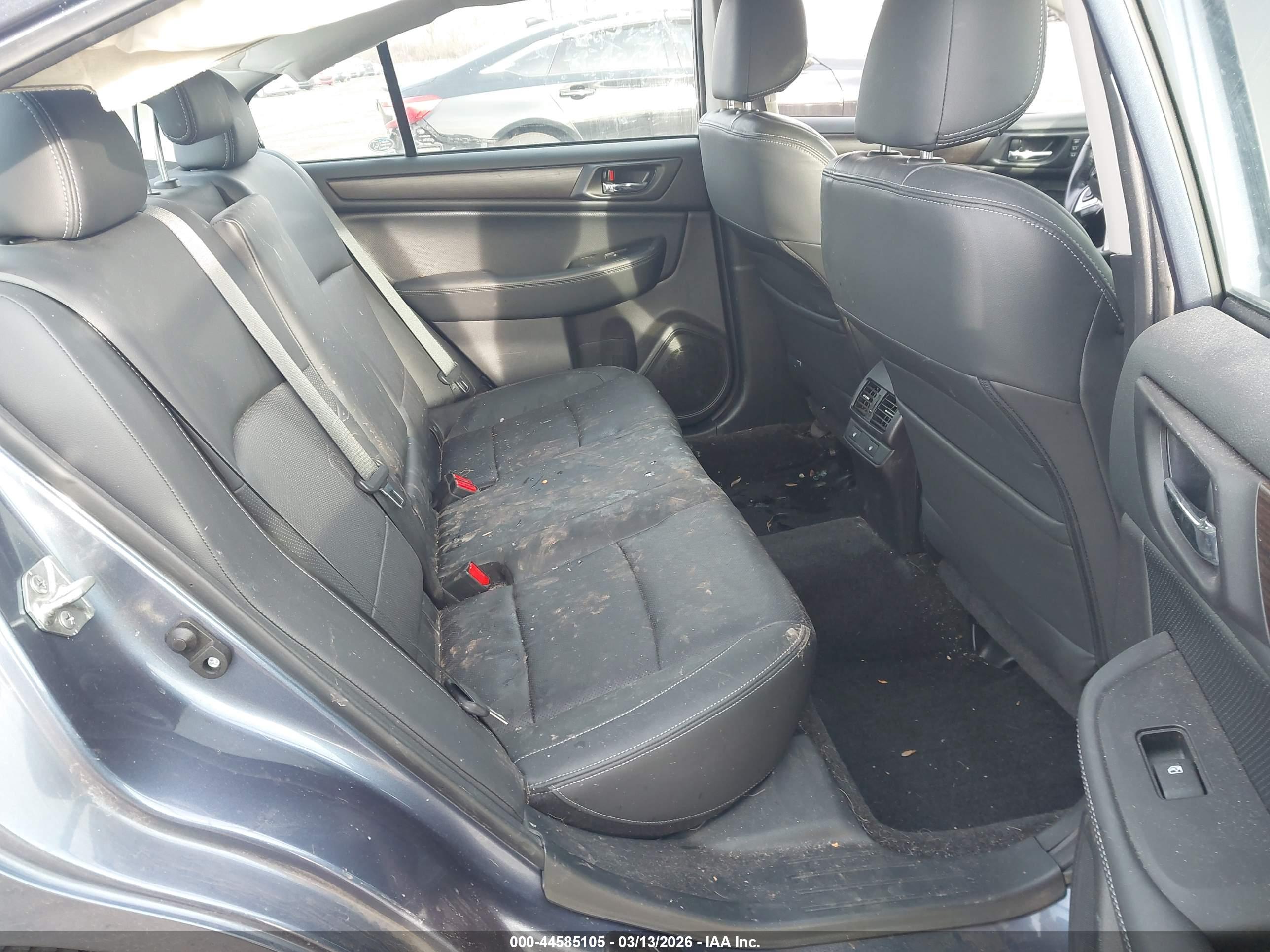 SUBARU LEGACY image 8